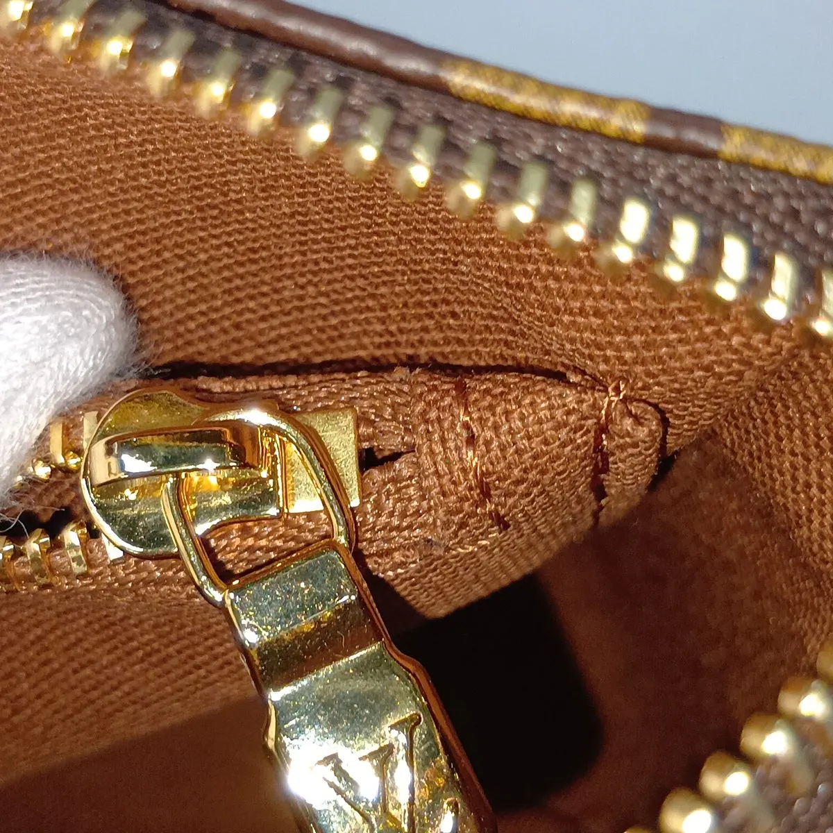 Monogram Pochette Accessoires M82766 Brown (RFID detected) — view 15