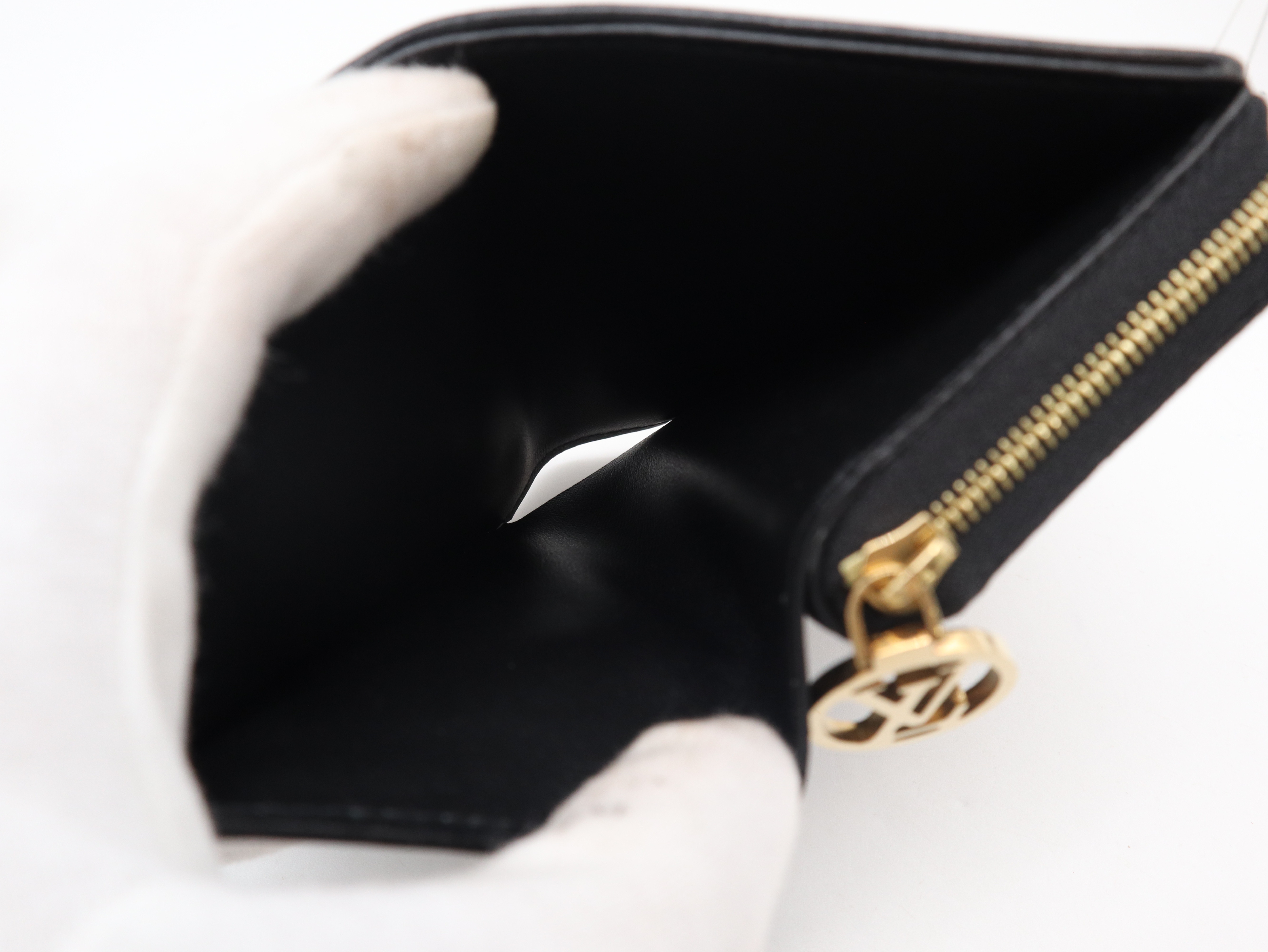 M81599 Monogram Portefeuille Lou Noir Wallet (RFID detected) — view 9