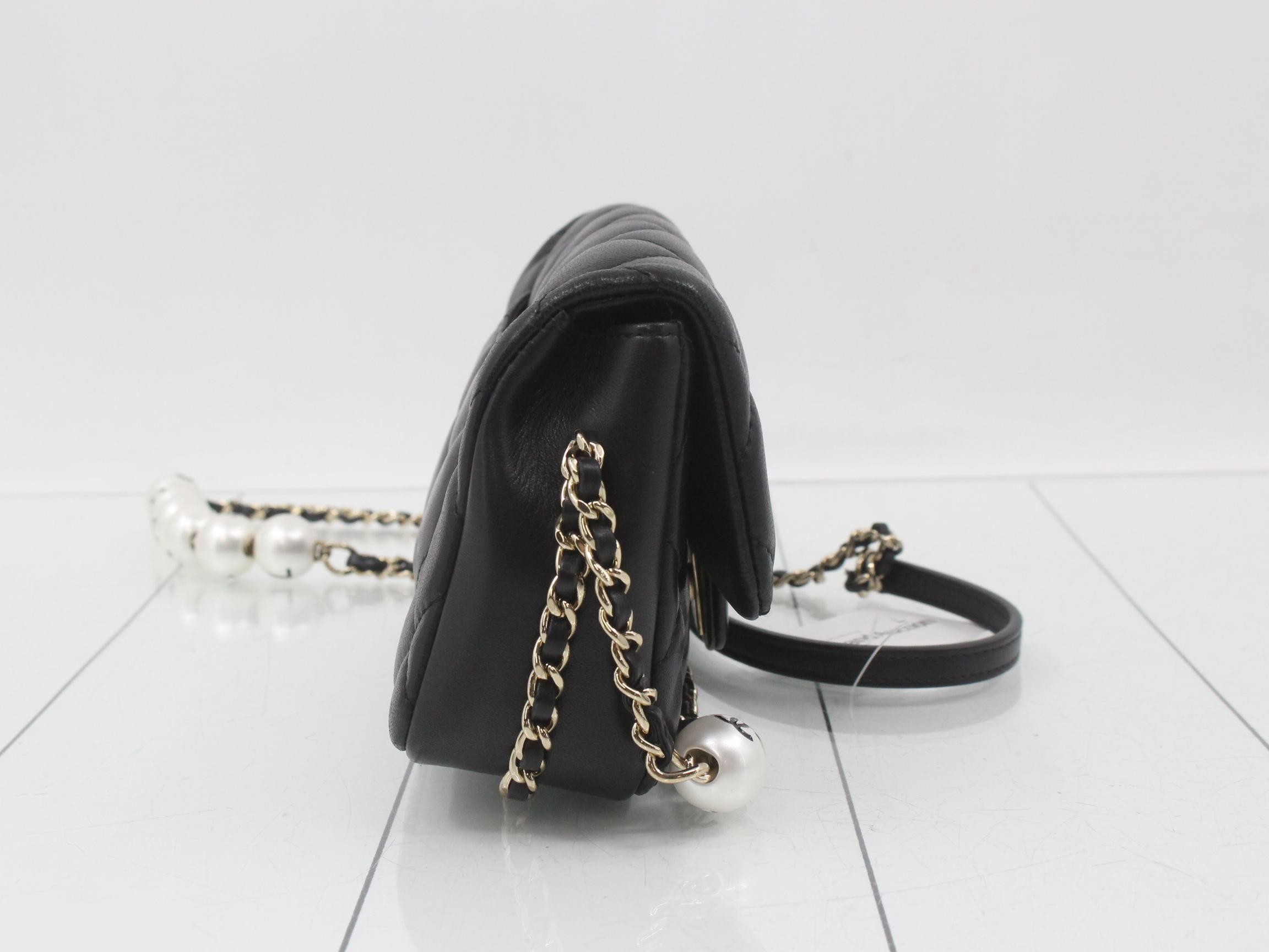 Matelassé Lambskin Turnlock Pearl Chain Shoulder Bag — view 4