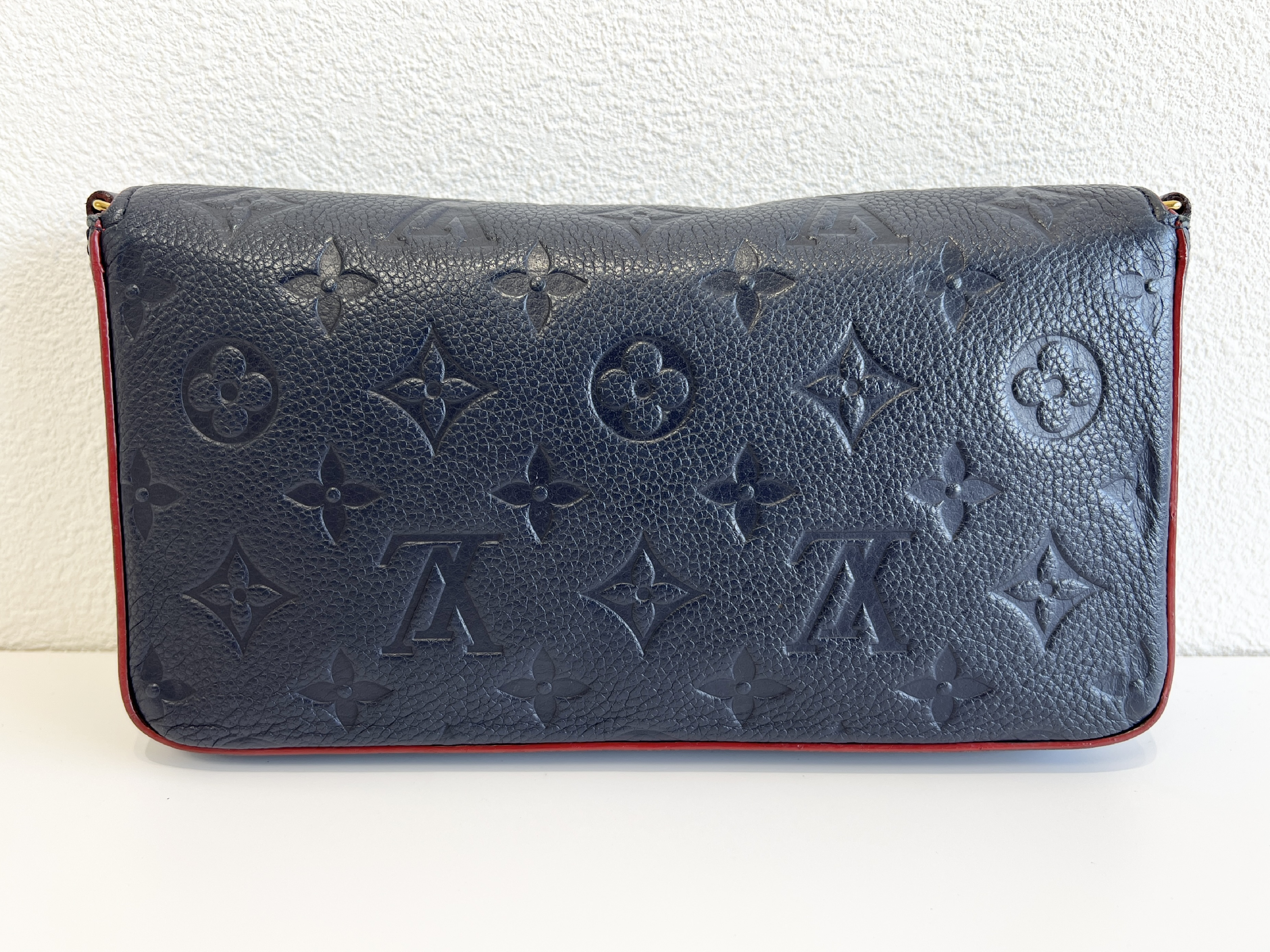 Monogram Empreinte Pochette Felicie Marine Lou Leather 2-way Chain Shoulder Bag with Case — view 2