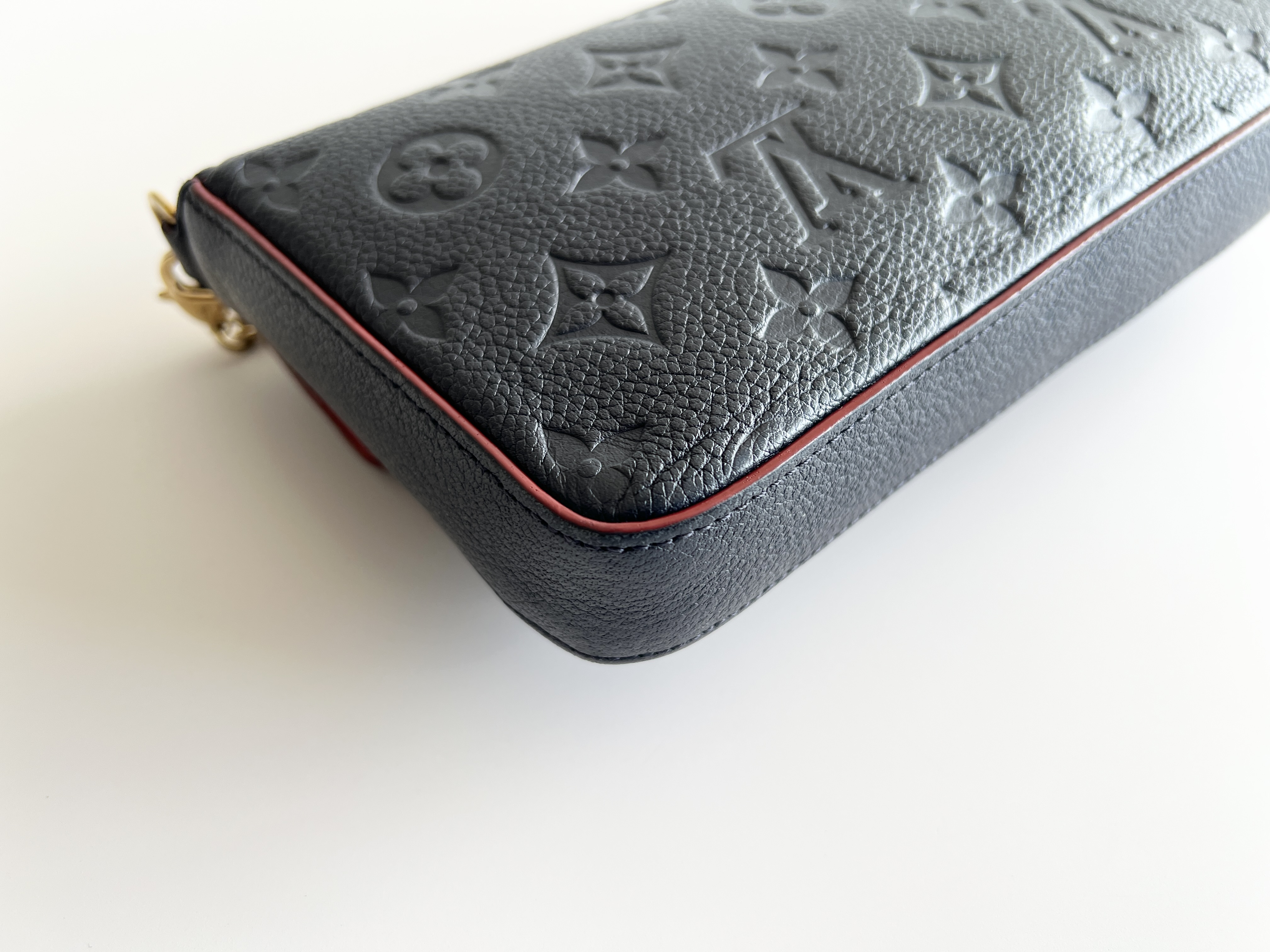 Monogram Empreinte Pochette Felicie Marine Lou Leather 2-way Chain Shoulder Bag with Case — view 11
