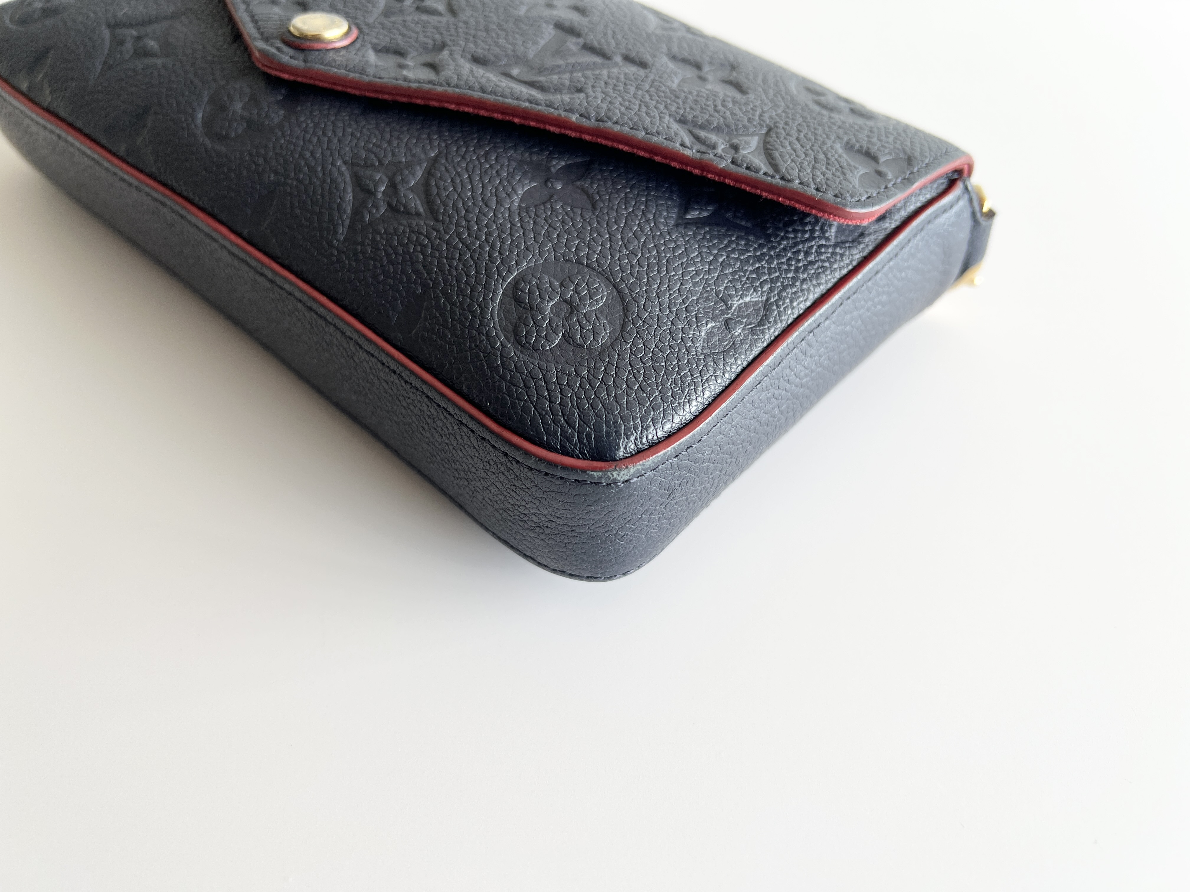 Monogram Empreinte Pochette Felicie Marine Lou Leather 2-way Chain Shoulder Bag with Case — view 10