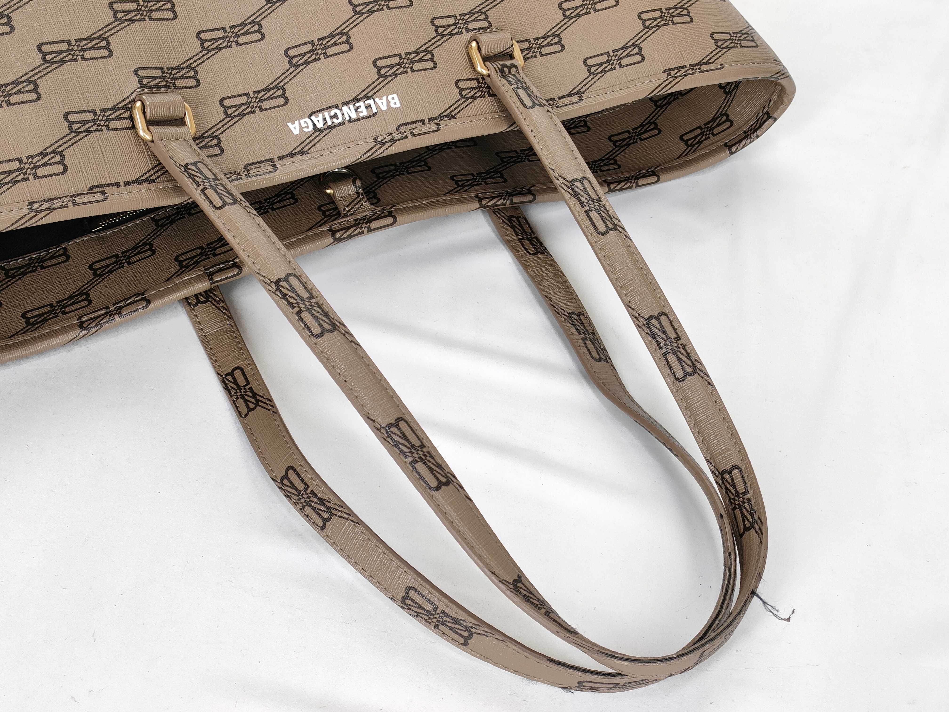 BB Monogram Signature Large PVC Tote Bag Brown 702703 Tote Bag — view 3