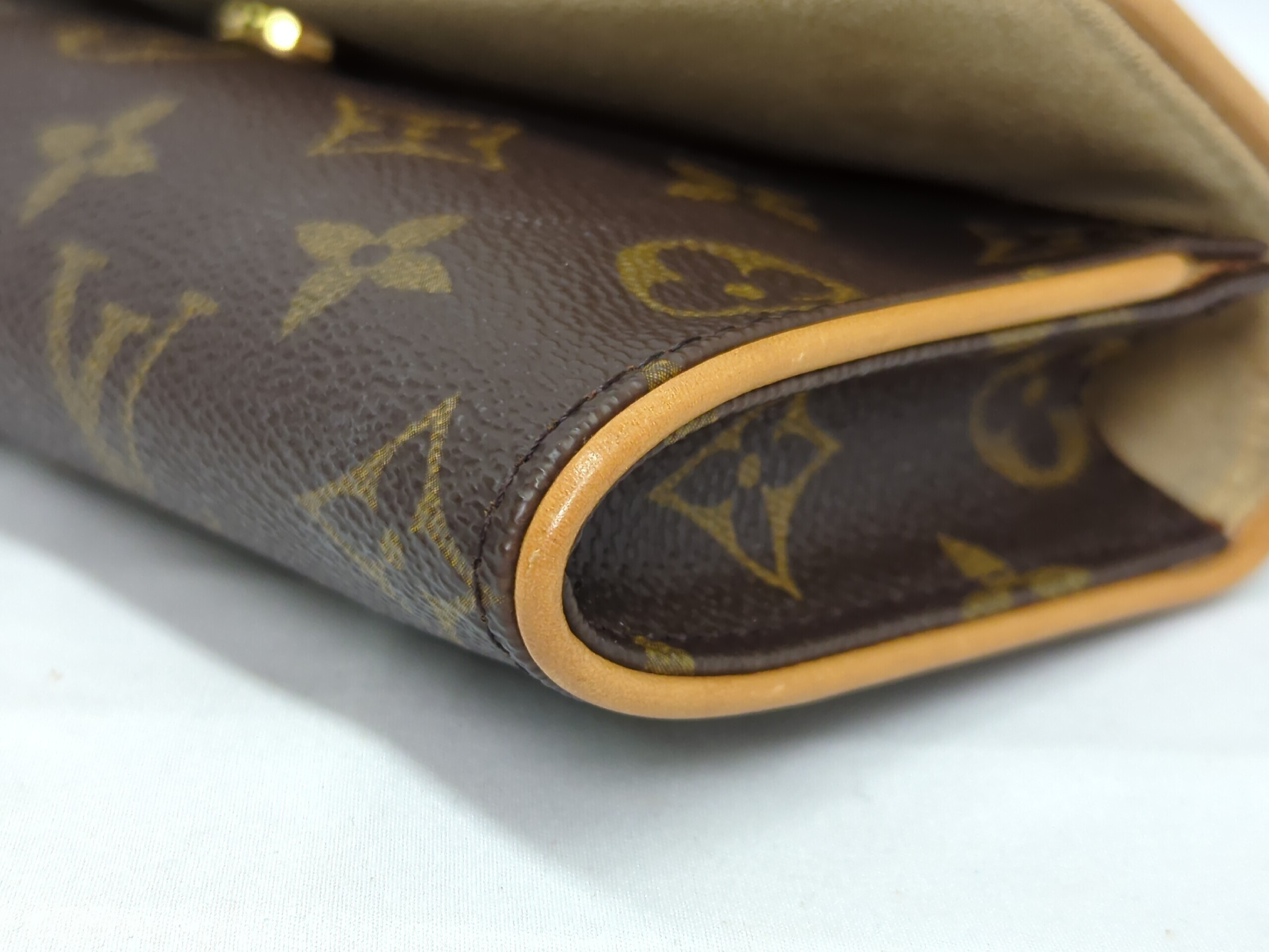 M51855 Monogram Pochette Florentine Handbag — view 4