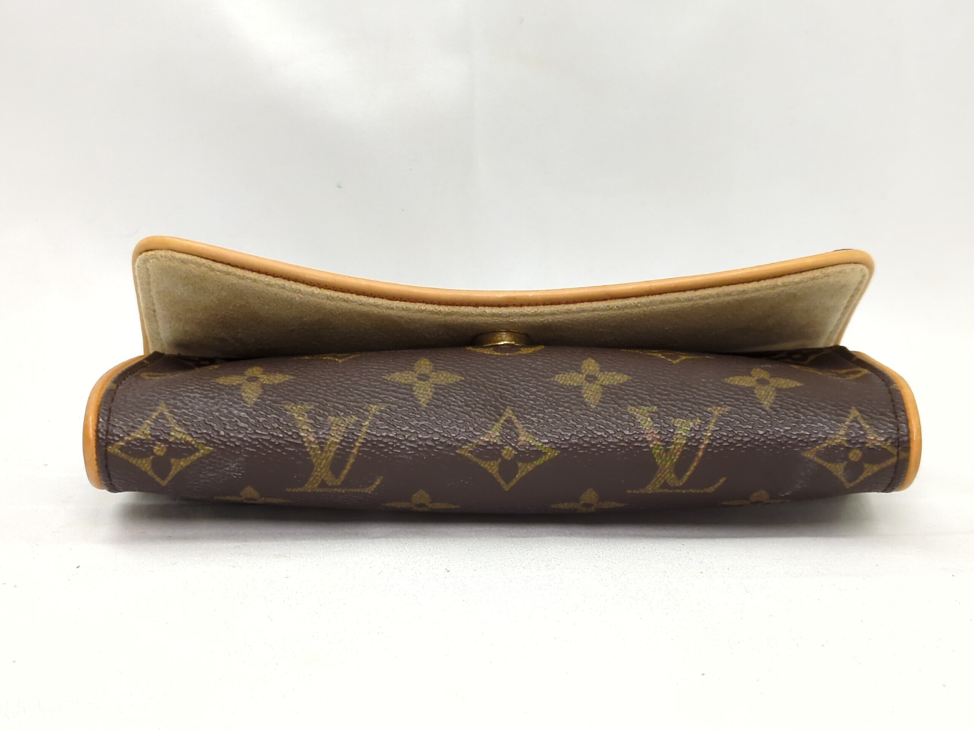 M51855 Monogram Pochette Florentine Handbag — view 5