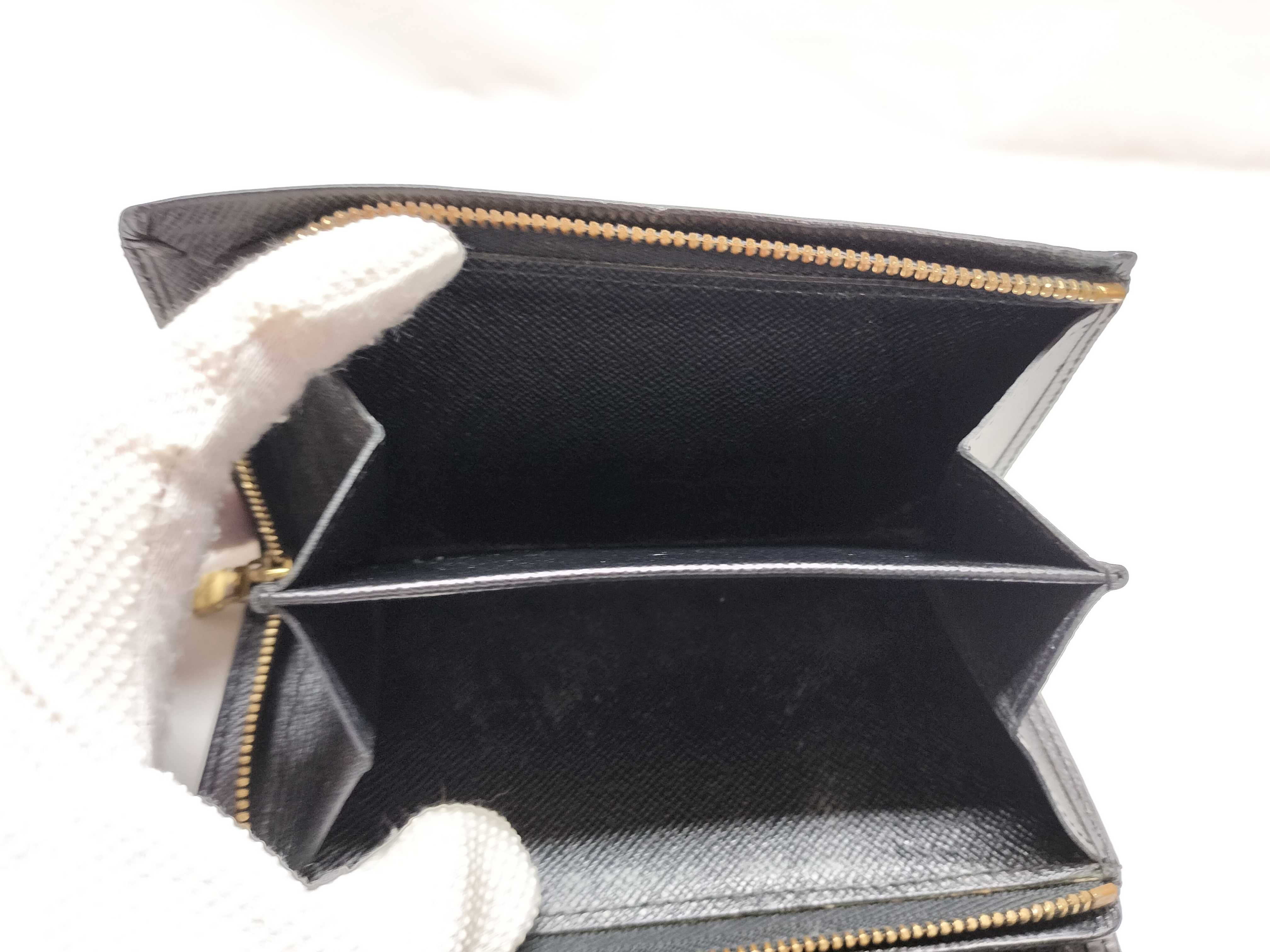 Epi Tri-fold Wallet, Black — view 11