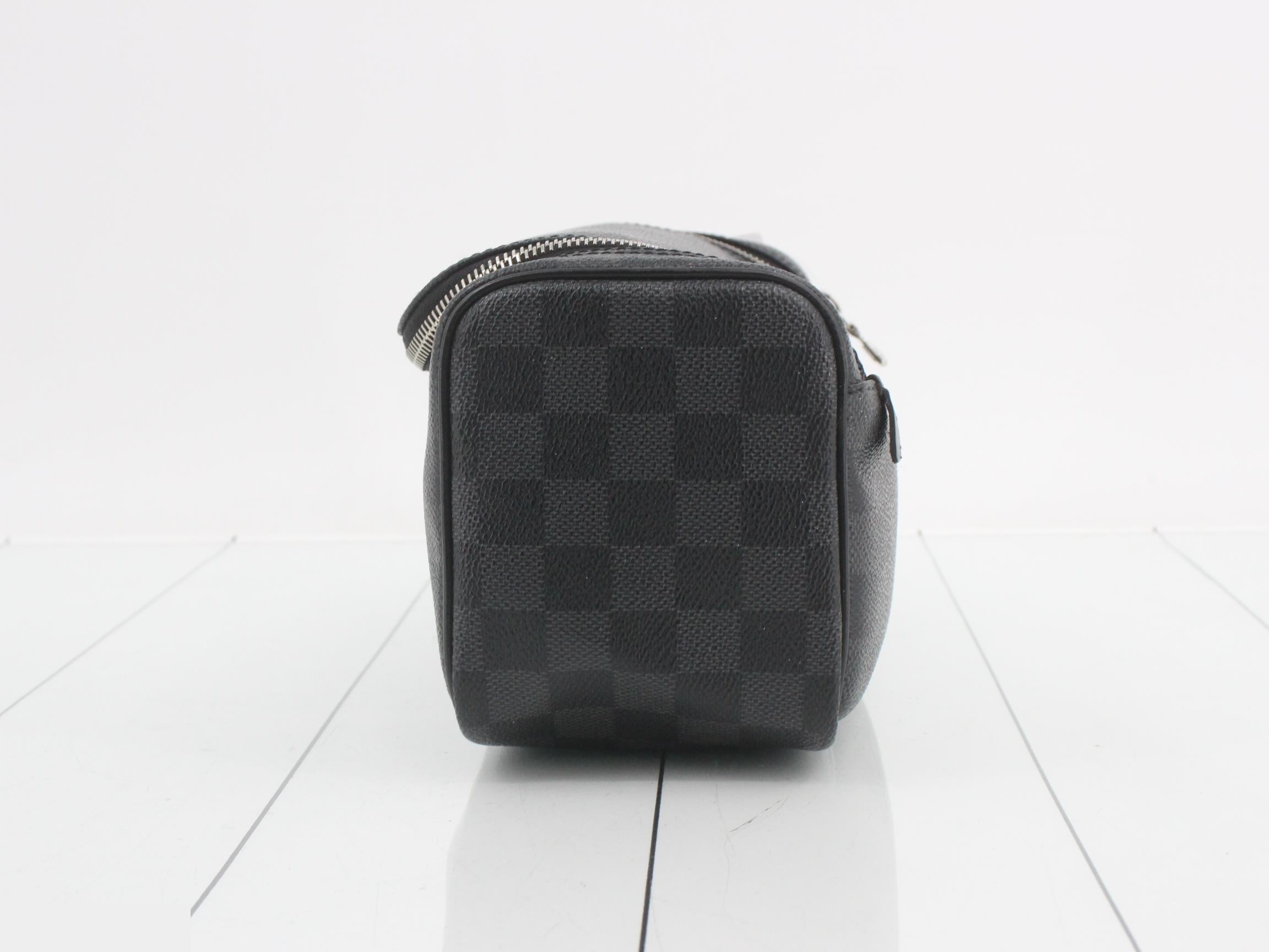 Toilet Pouch — view 3