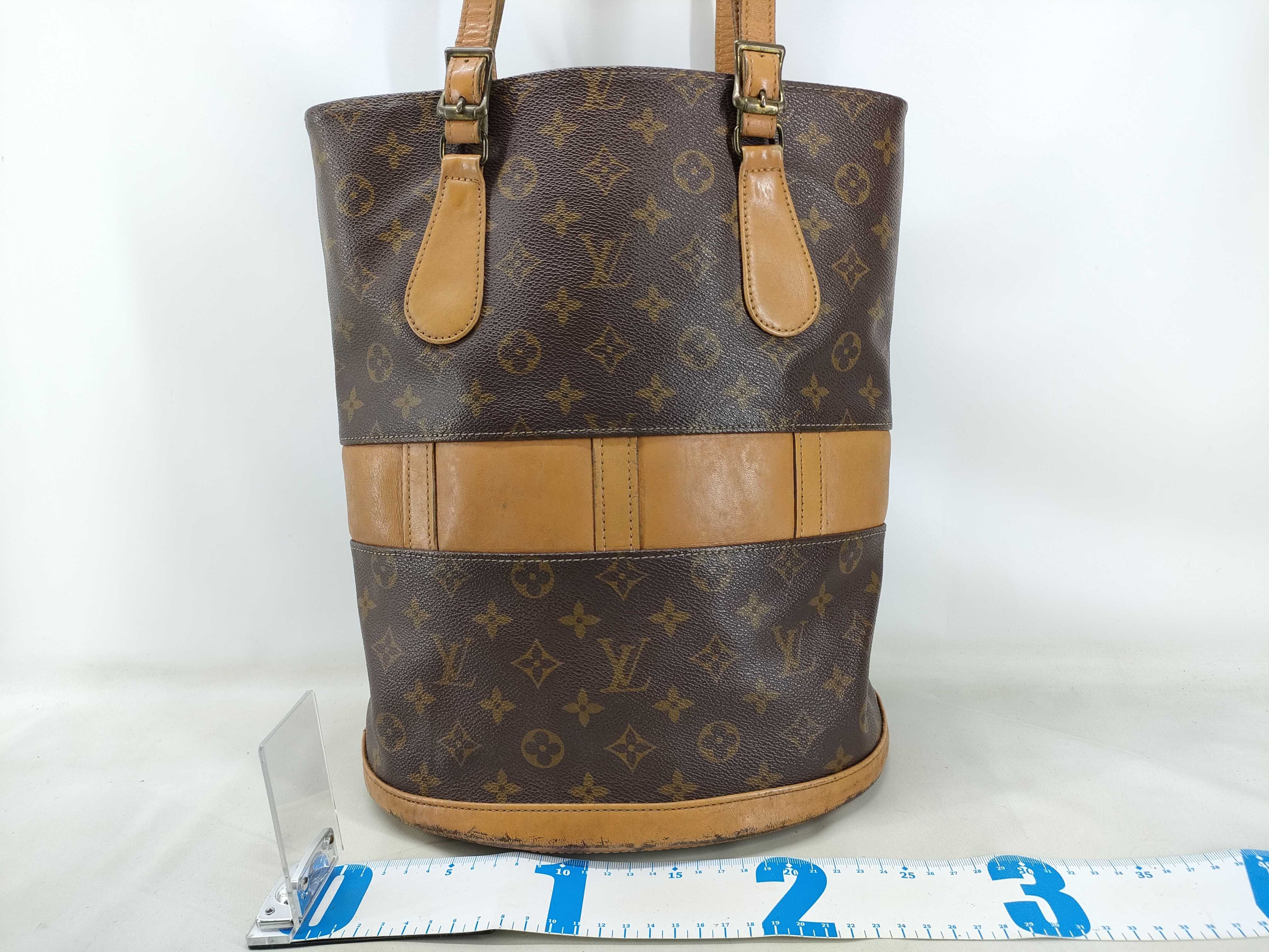 Monogram Bag Louis Vuitton Monogram Bucket PM USA Limited Edition Tote Bag — view 2