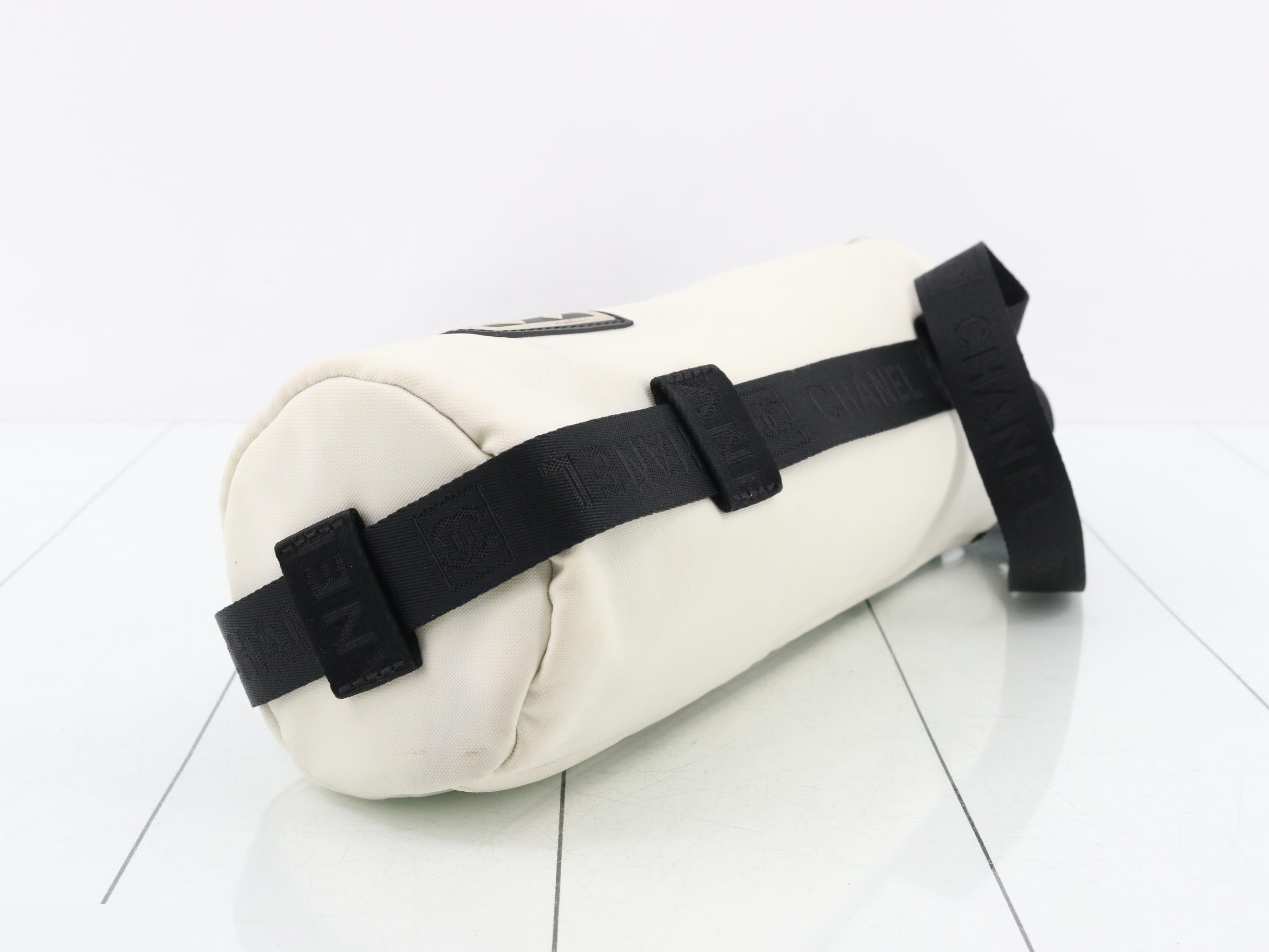 Sports Line Bottle Shoulder Bag — view 6