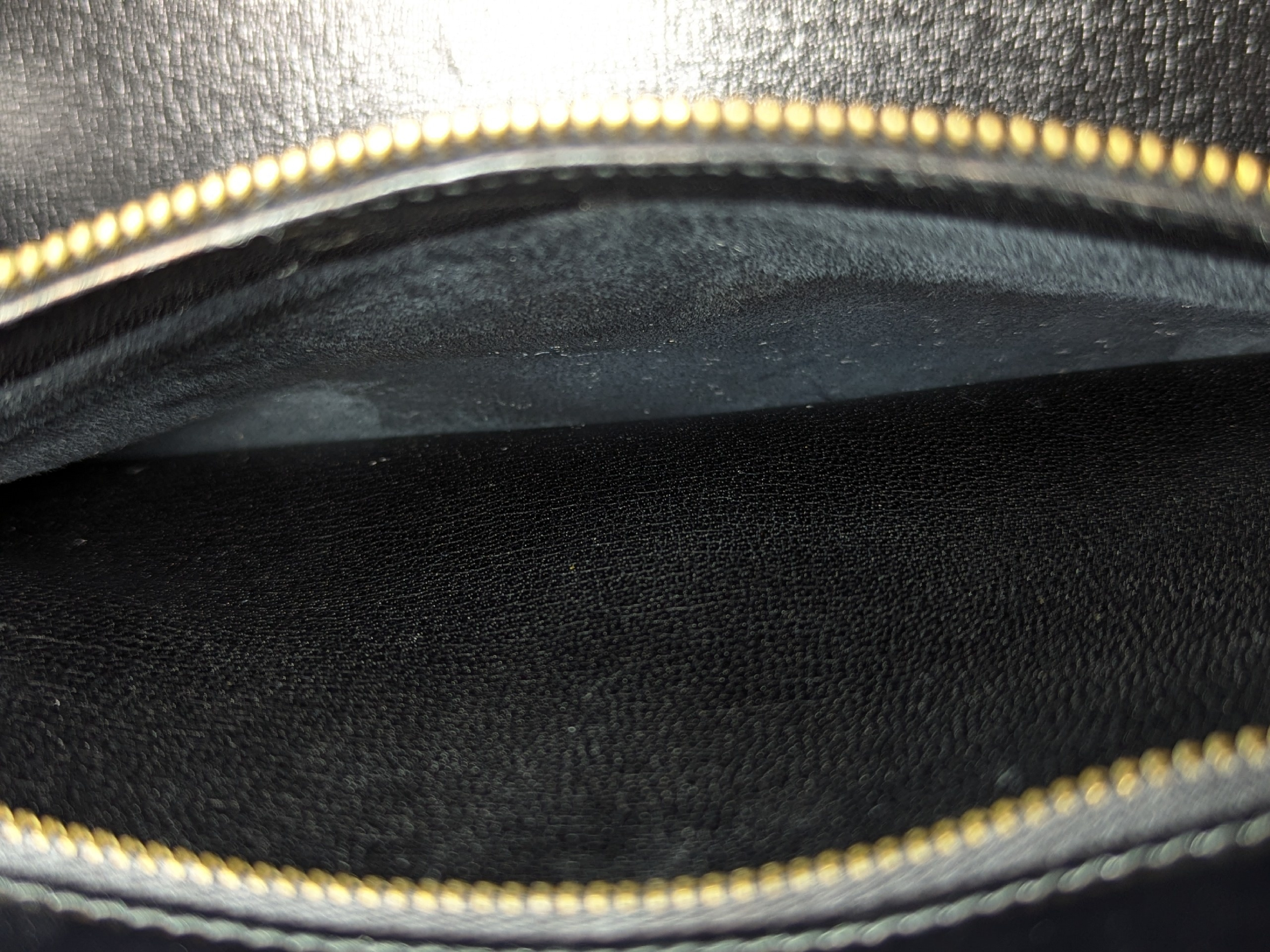 Kelly 28 Toile H Box Calf Black Gold Hardware J Stamp Handbag — view 12
