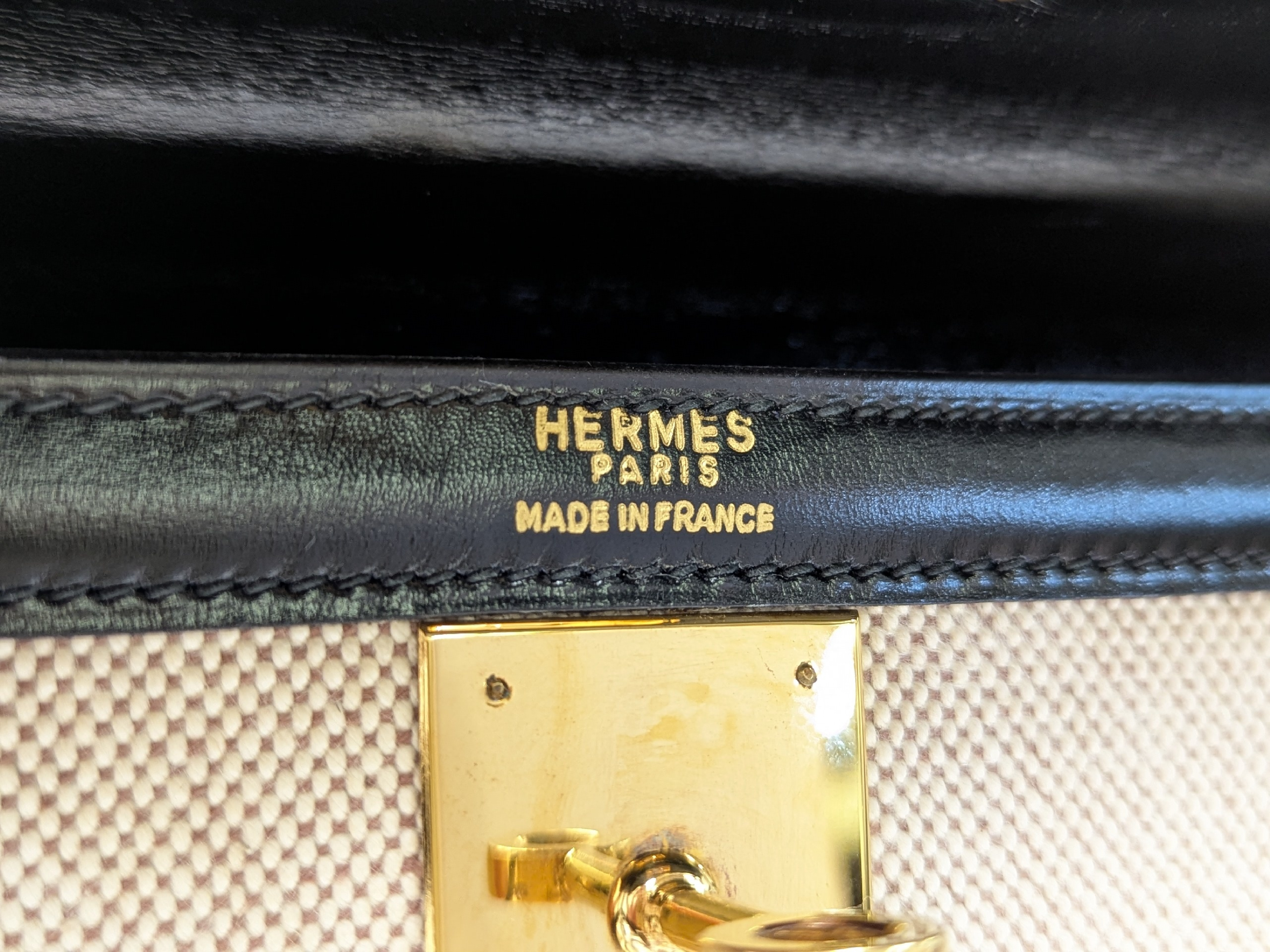 Kelly 28 Toile H Box Calf Black Gold Hardware J Stamp Handbag — view 13