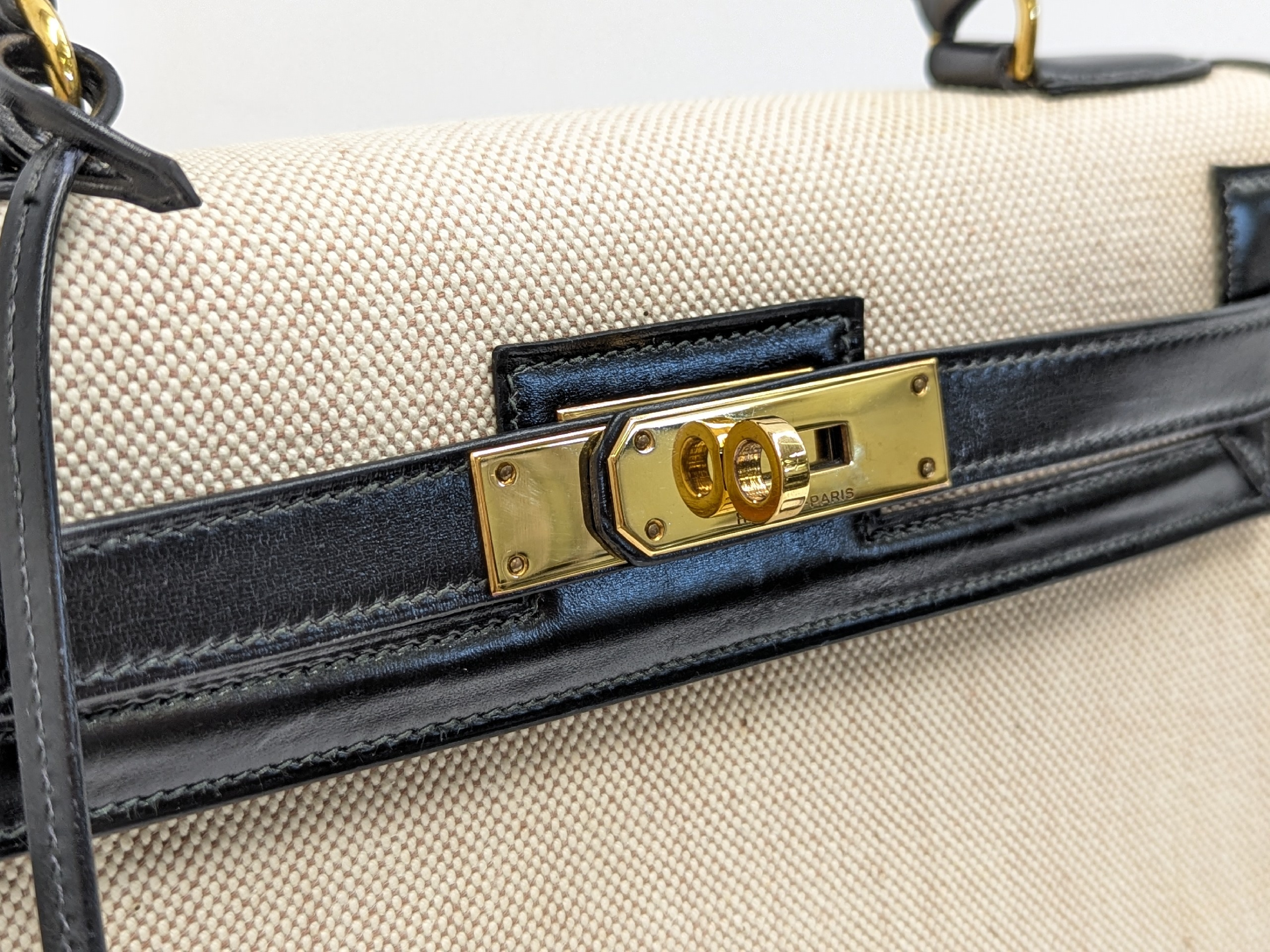 Kelly 28 Toile H Box Calf Black Gold Hardware J Stamp Handbag — view 9