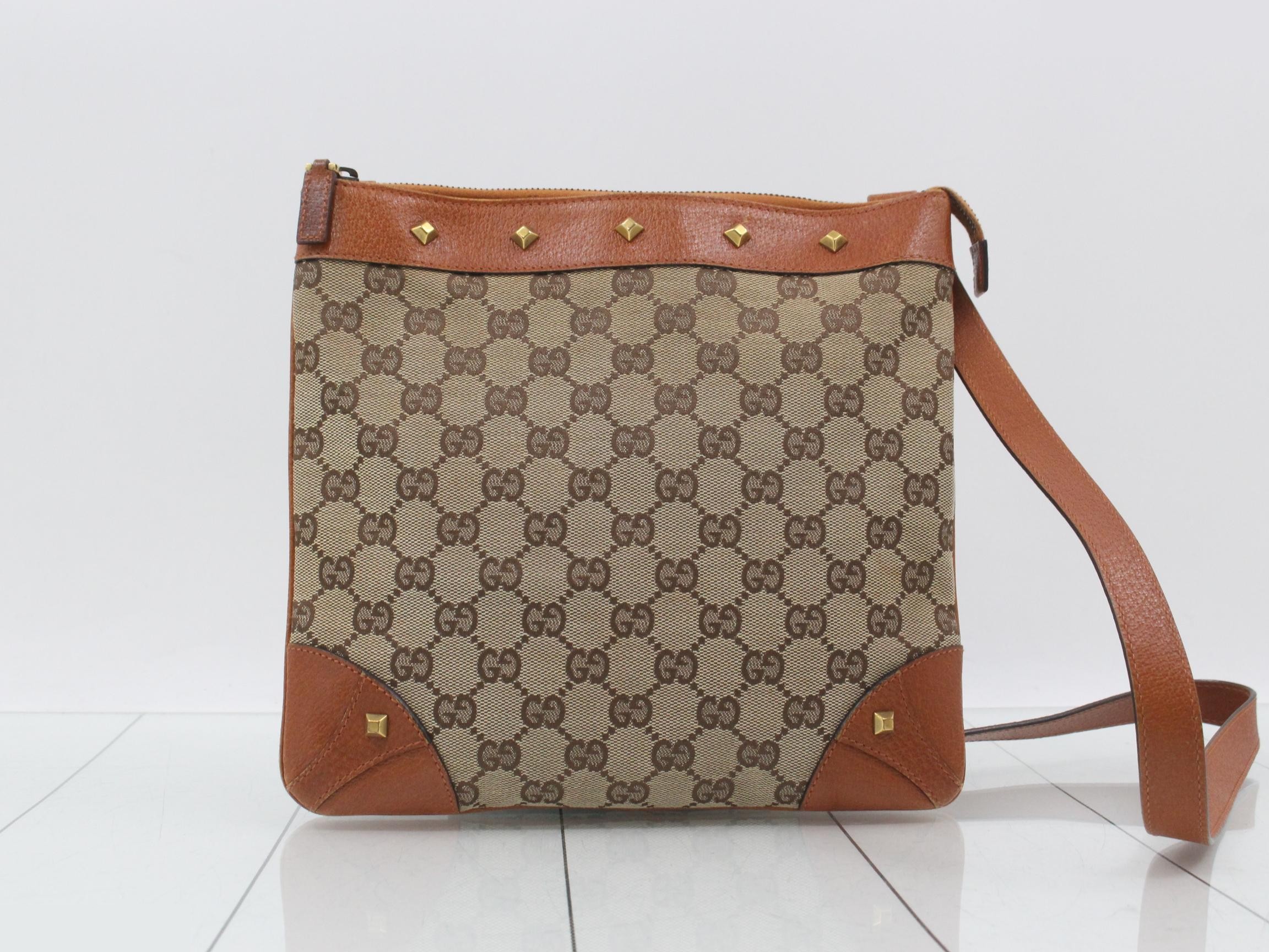 GG Canvas (Bag) Studs 120893 Shoulder Bag