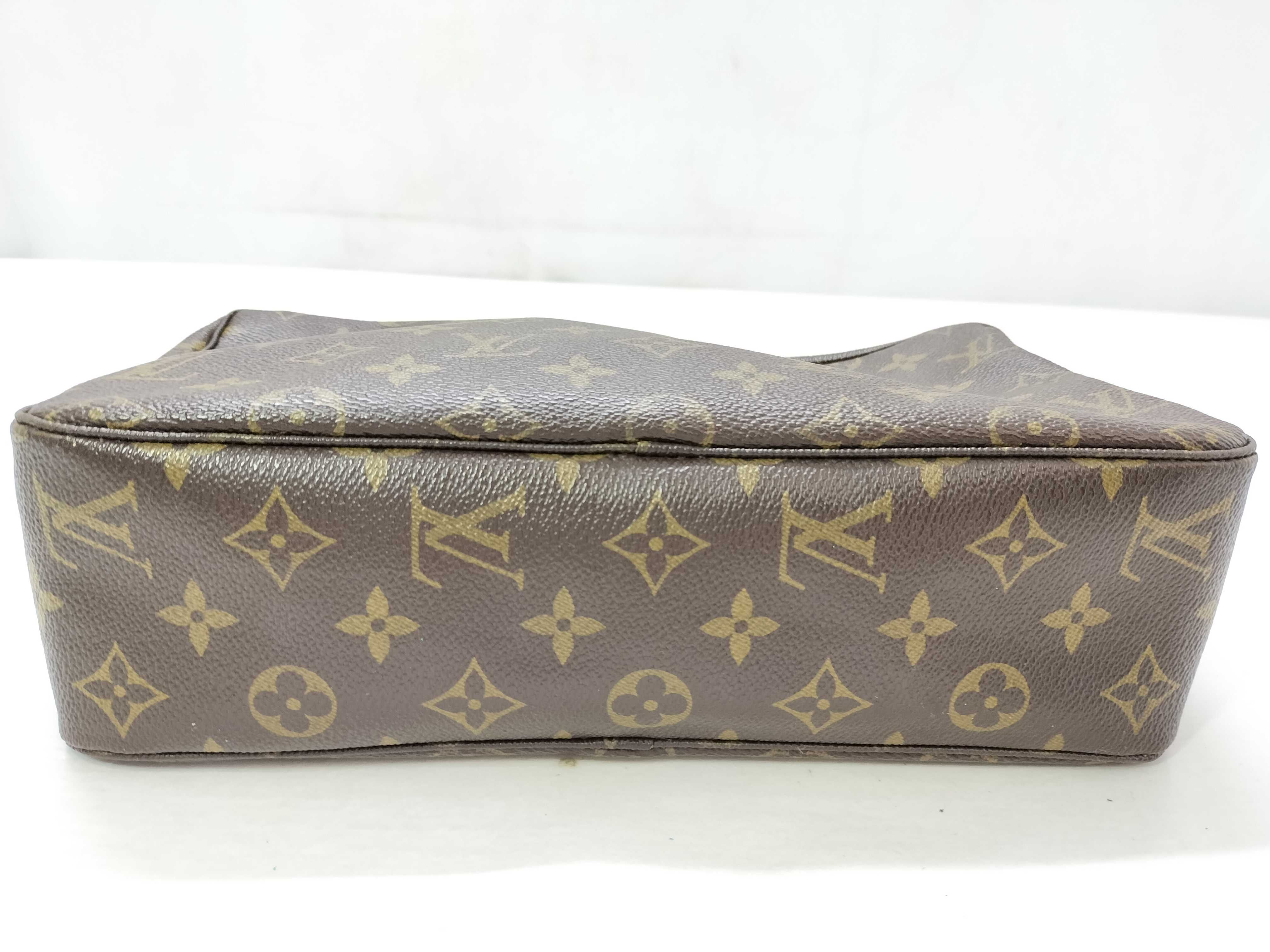 Monogram LV Monogram Troussard Toilette M47522 Pouch — view 12