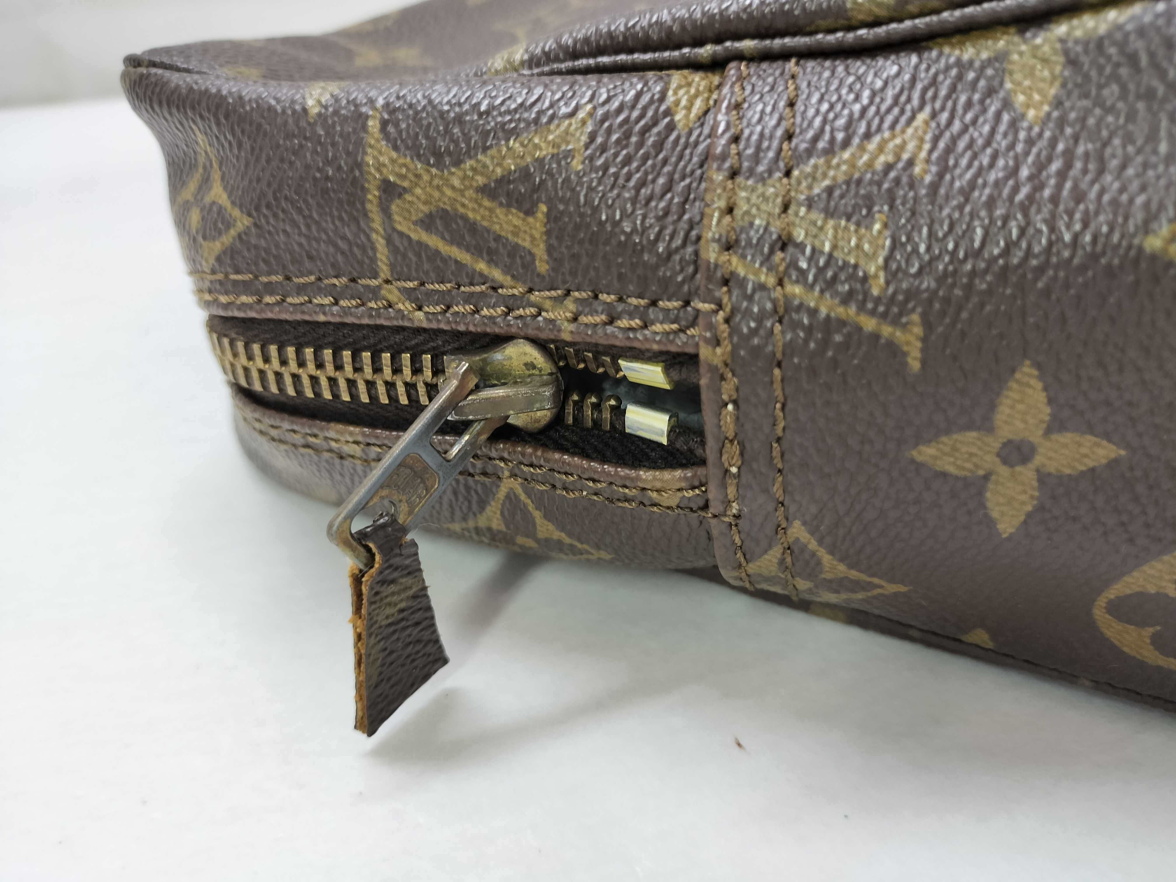 Monogram LV Monogram Troussard Toilette M47522 Pouch — view 13