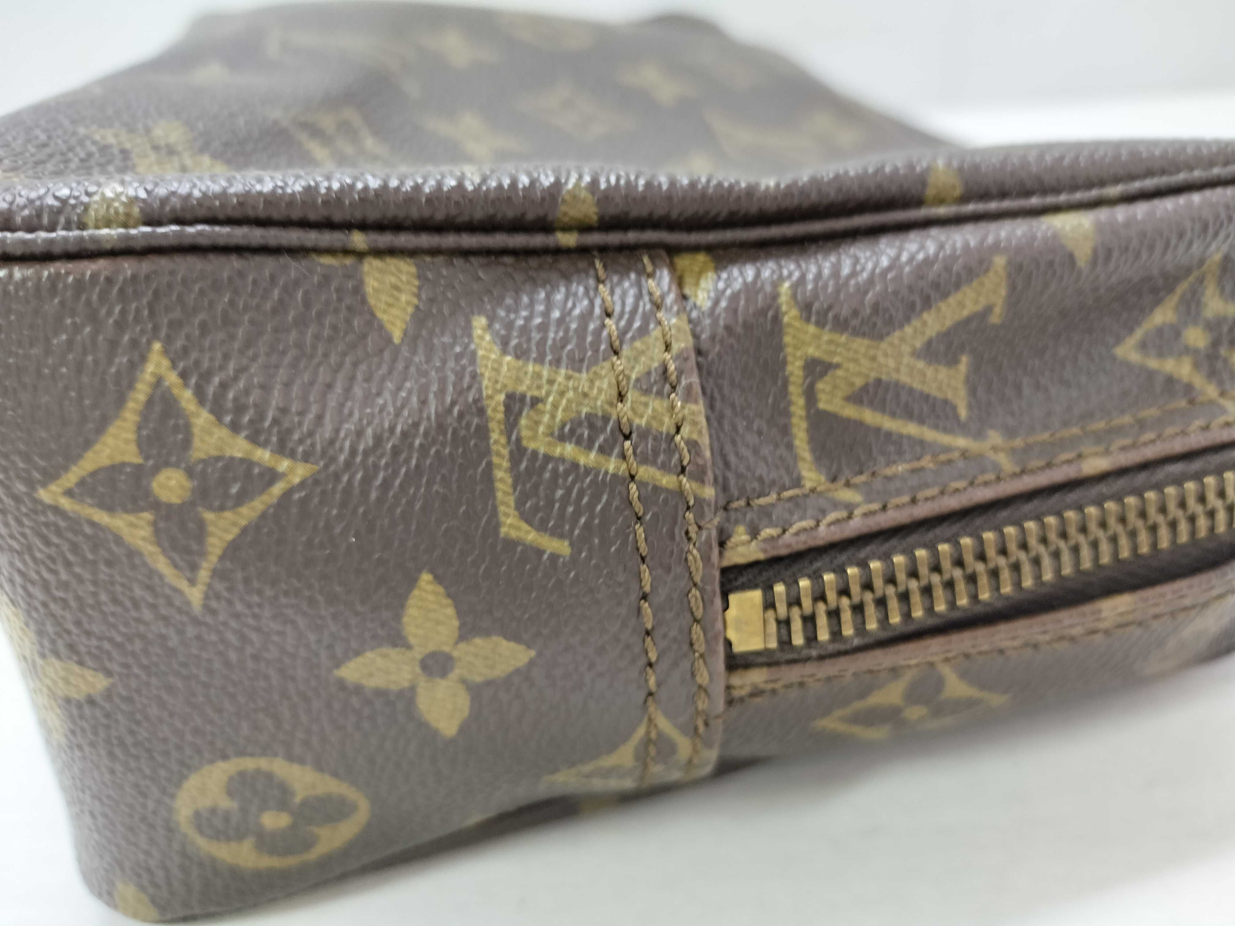 Monogram LV Monogram Troussard Toilette M47522 Pouch — view 14