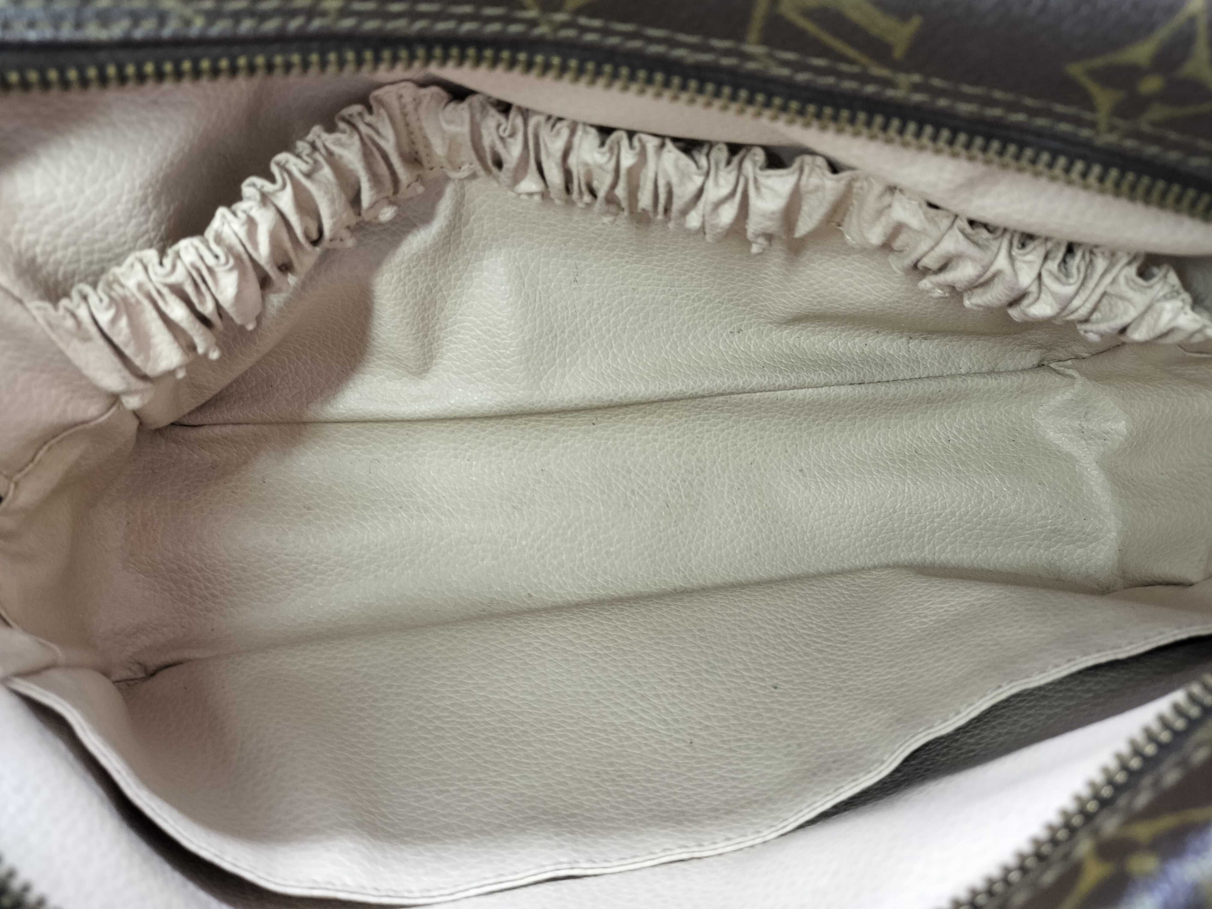 Monogram LV Monogram Troussard Toilette M47522 Pouch — view 5