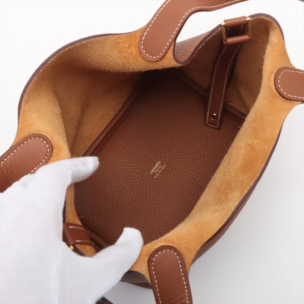 Picotin Lock 18 PM, Taurillon Clemence leather, Gold, Gold hardware, B: 2023 — view 7
