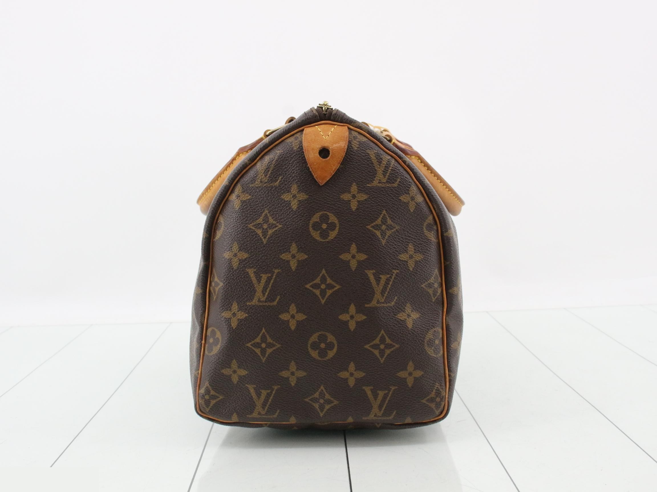 handbag — view 3