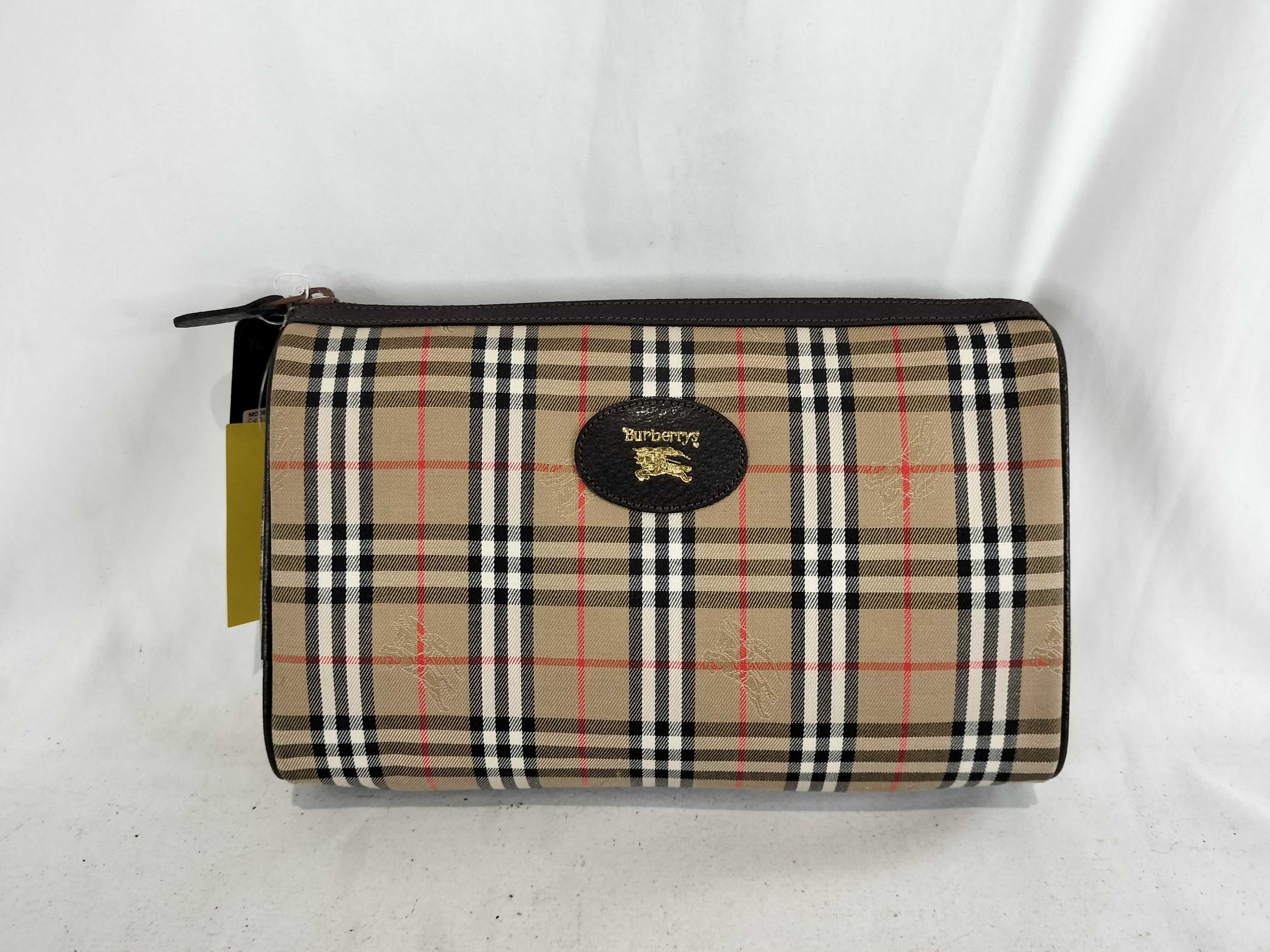 Burberry's Plaid Clutch Bag with Tag Clutch Bag