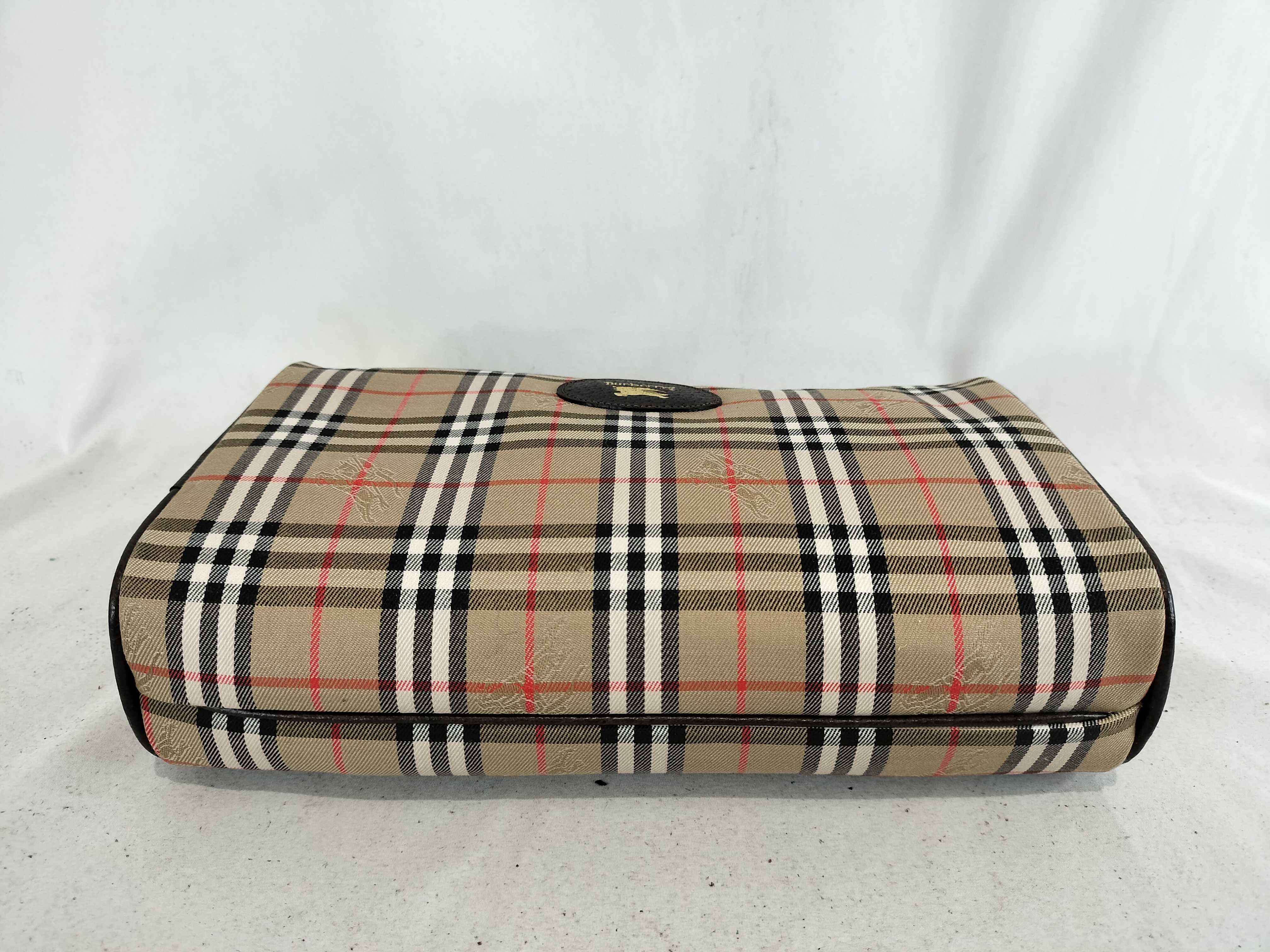 Burberry's Plaid Clutch Bag with Tag Clutch Bag — view 4