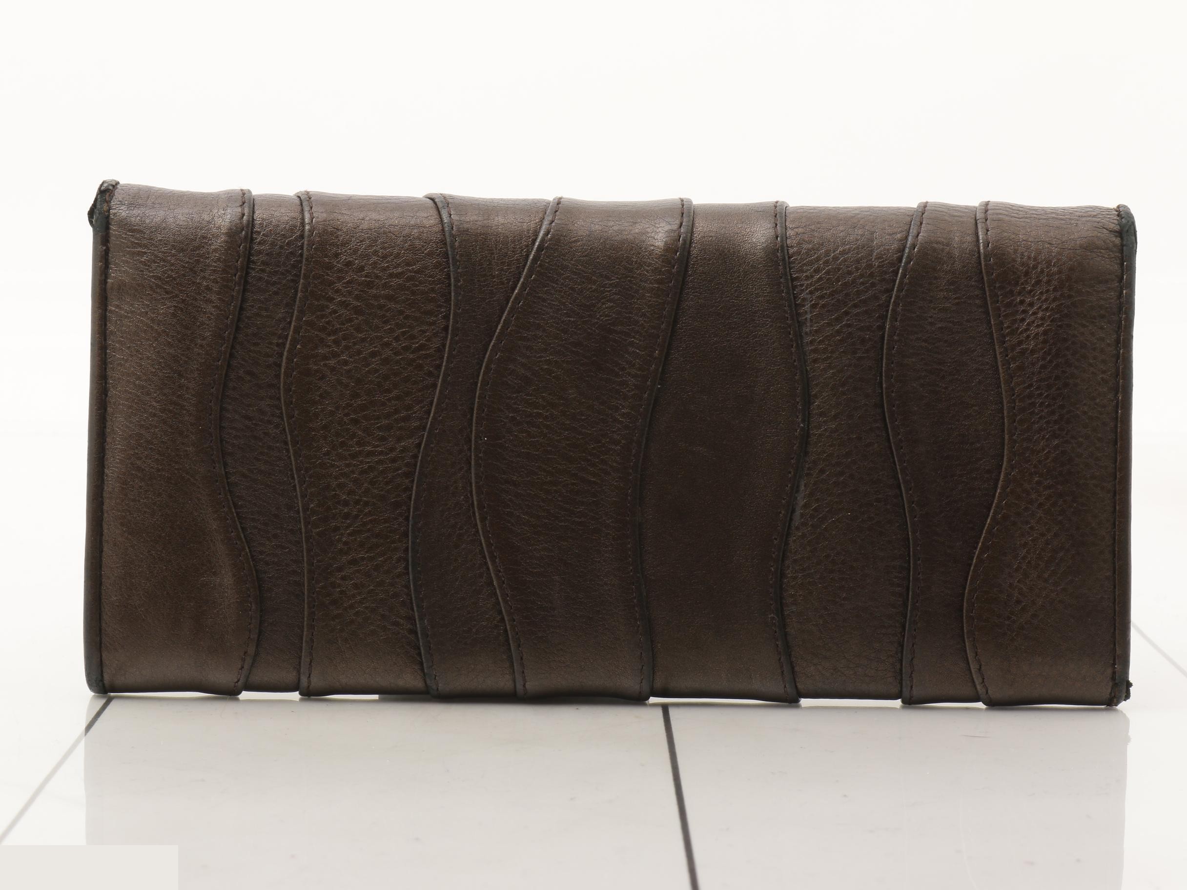 long wallet — view 2