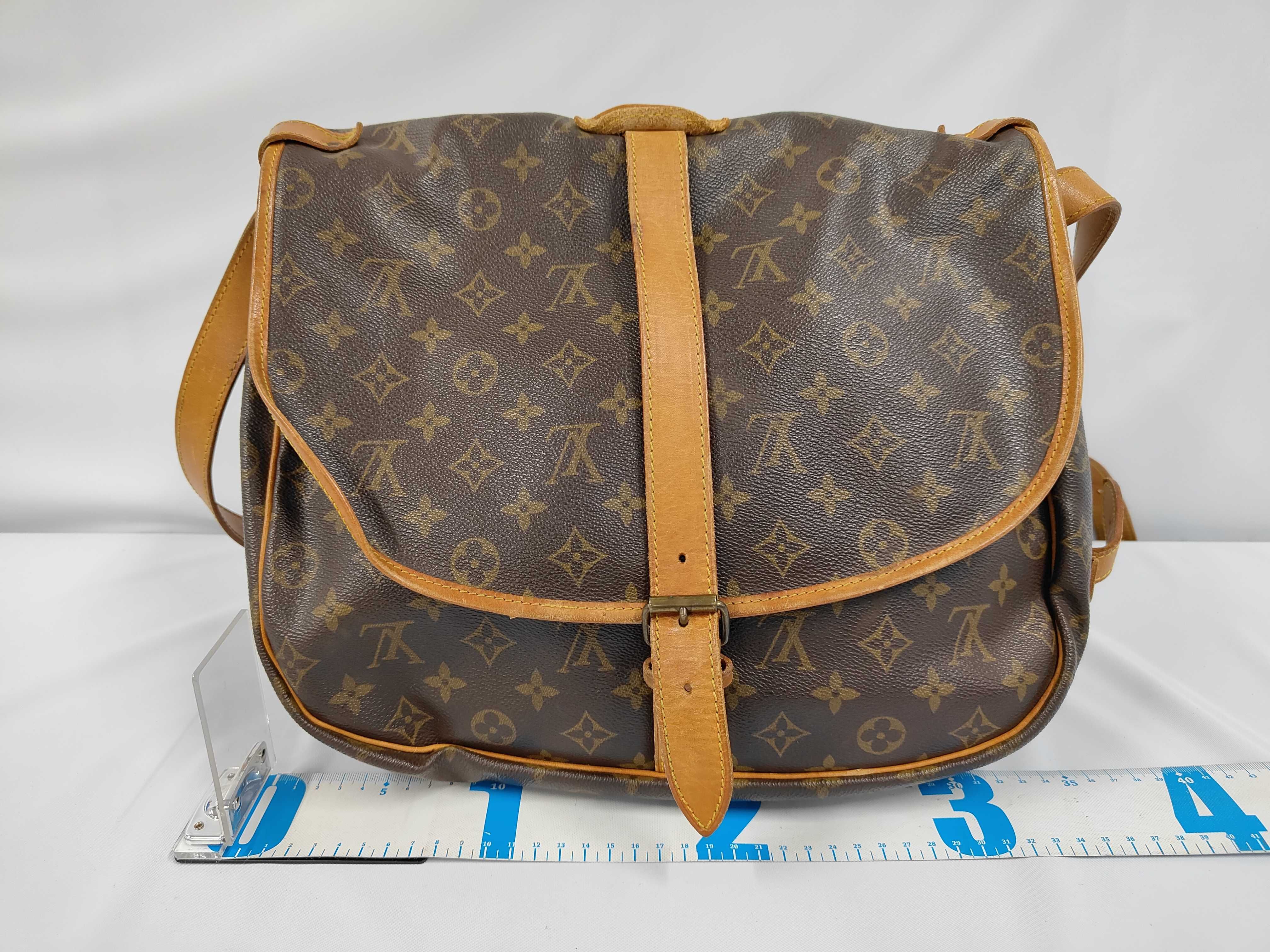 LV Saumur Shoulder Bag — view 2