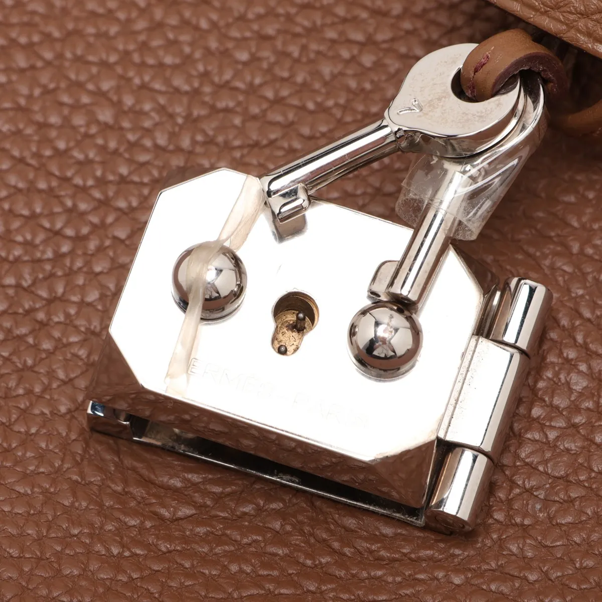 Sac à Dépêches 38 Togo Gold x Brûlée Silver Hardware Q: 2013 — view 11