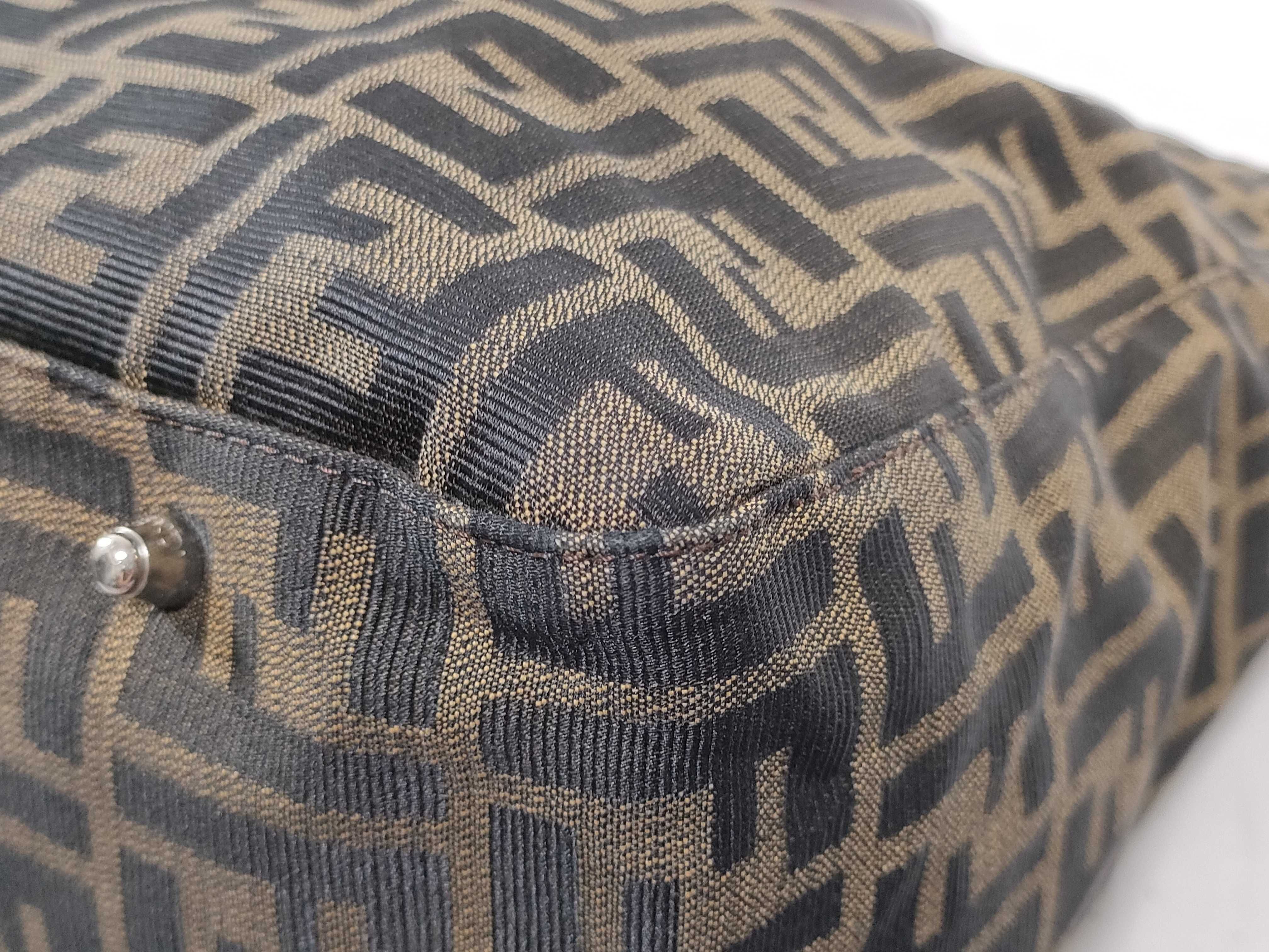 Zucca pattern Fendi Zucca canvas x leather handbag brown 26329 tote bag — view 6