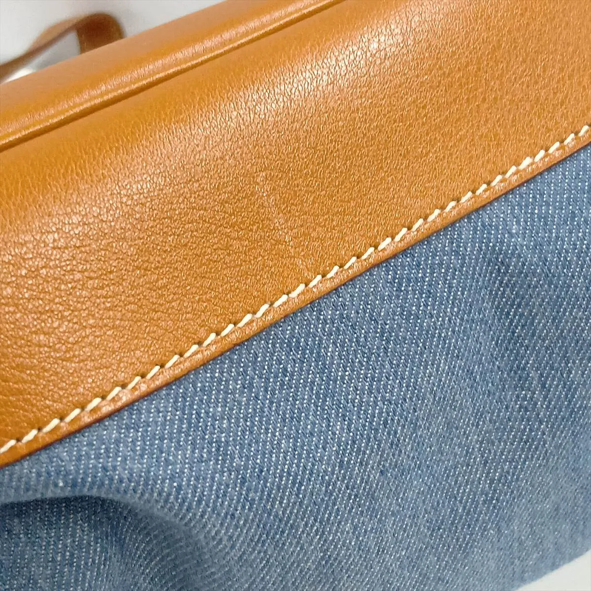 Market PM Toile Jean Leather Blue x Natural Gold Hardware Z: 1996 — view 15