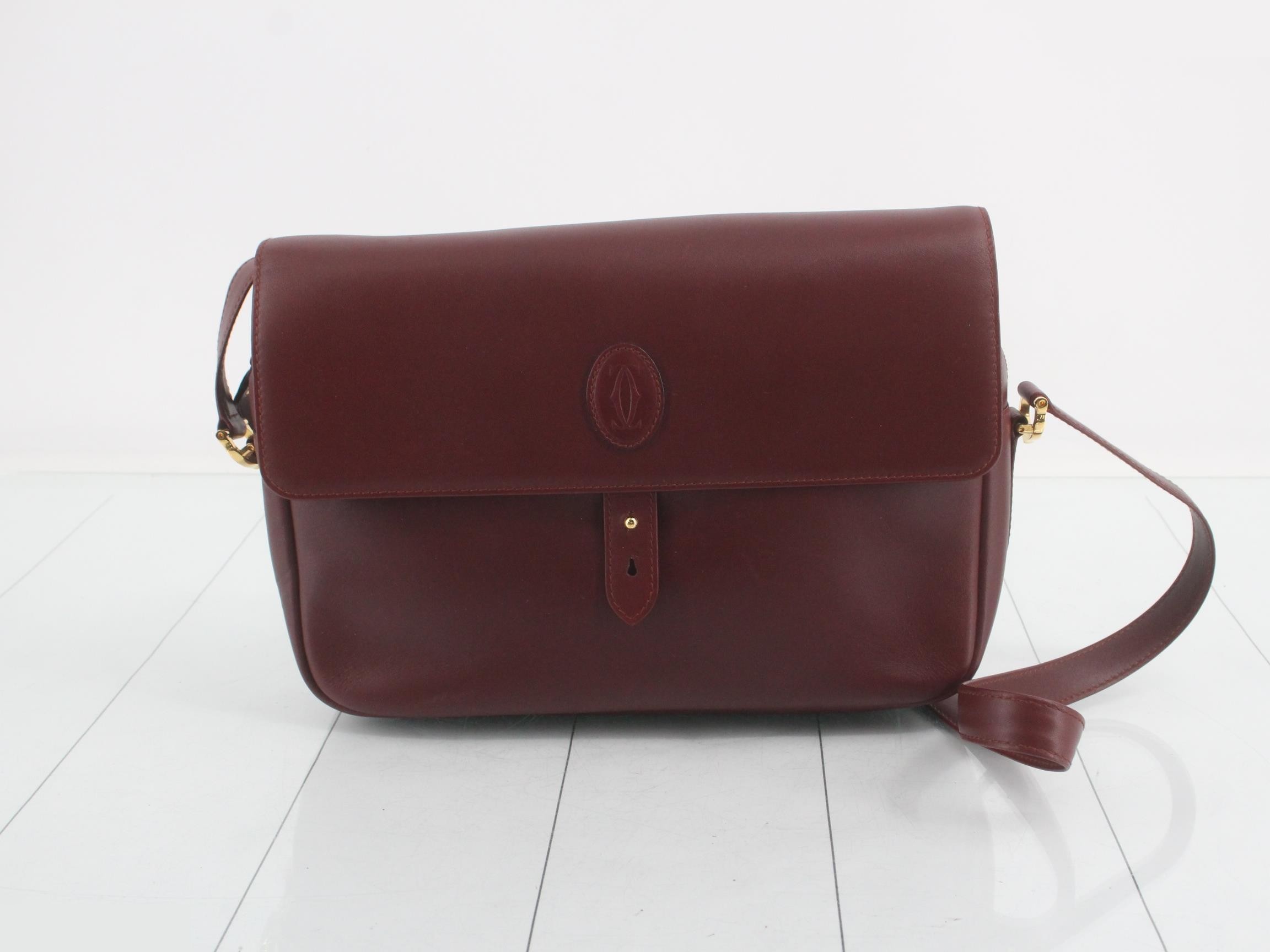 shoulder bag