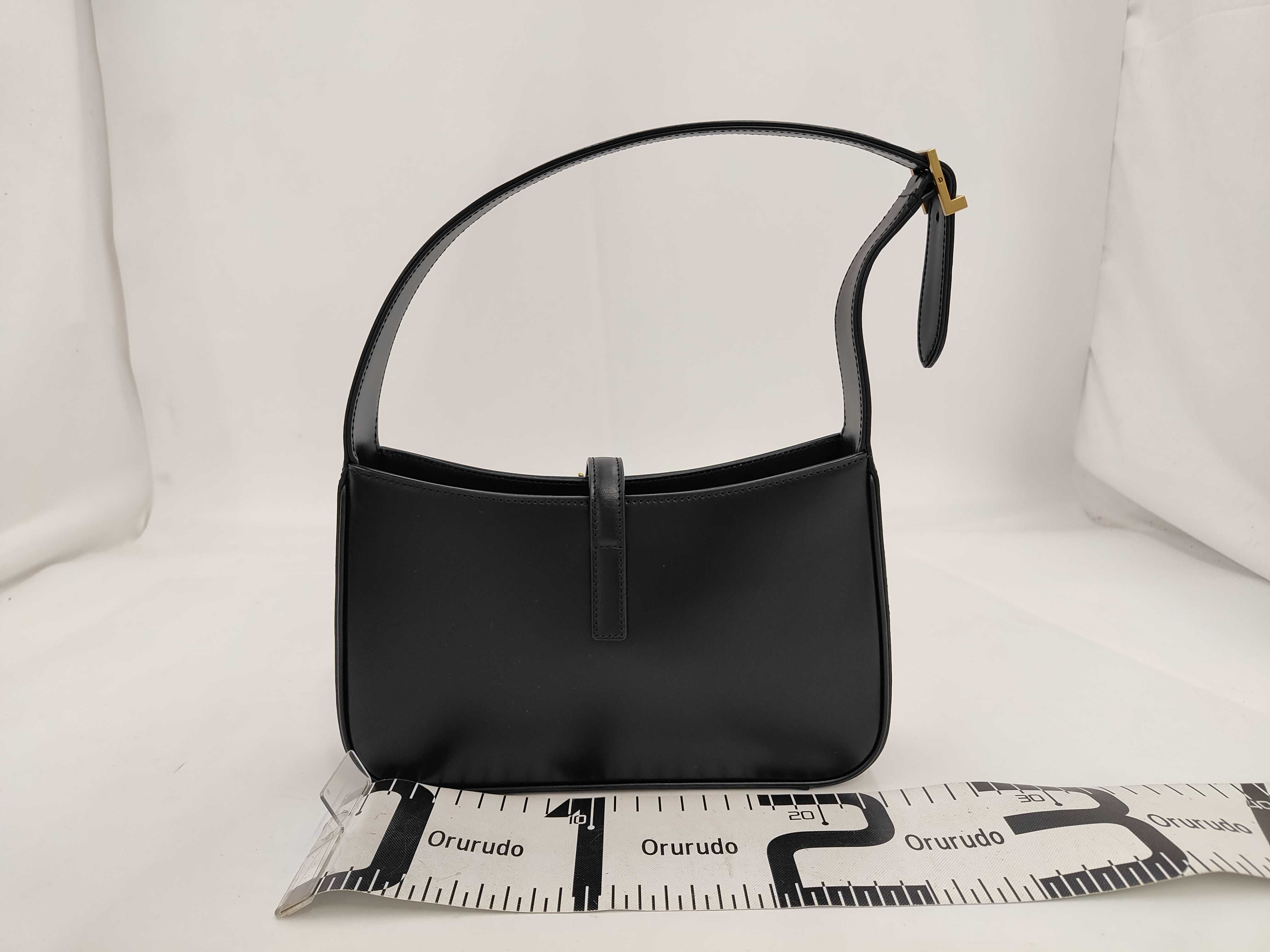 Black Calf Leather Underarm Bag Shoulder Bag — view 2