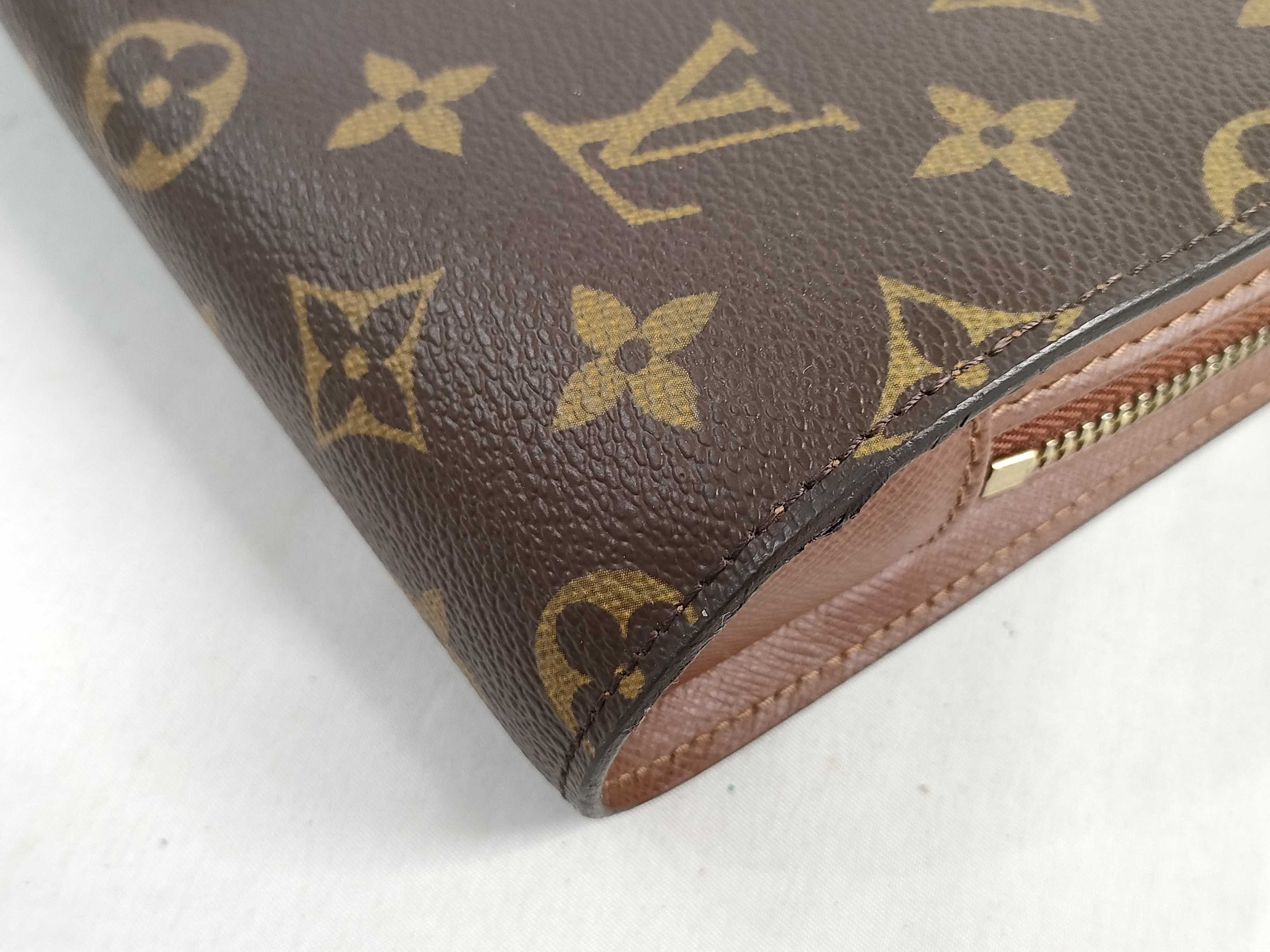 Monogram Louis Vuitton Clutch AR4058 Clutch Bag — view 6