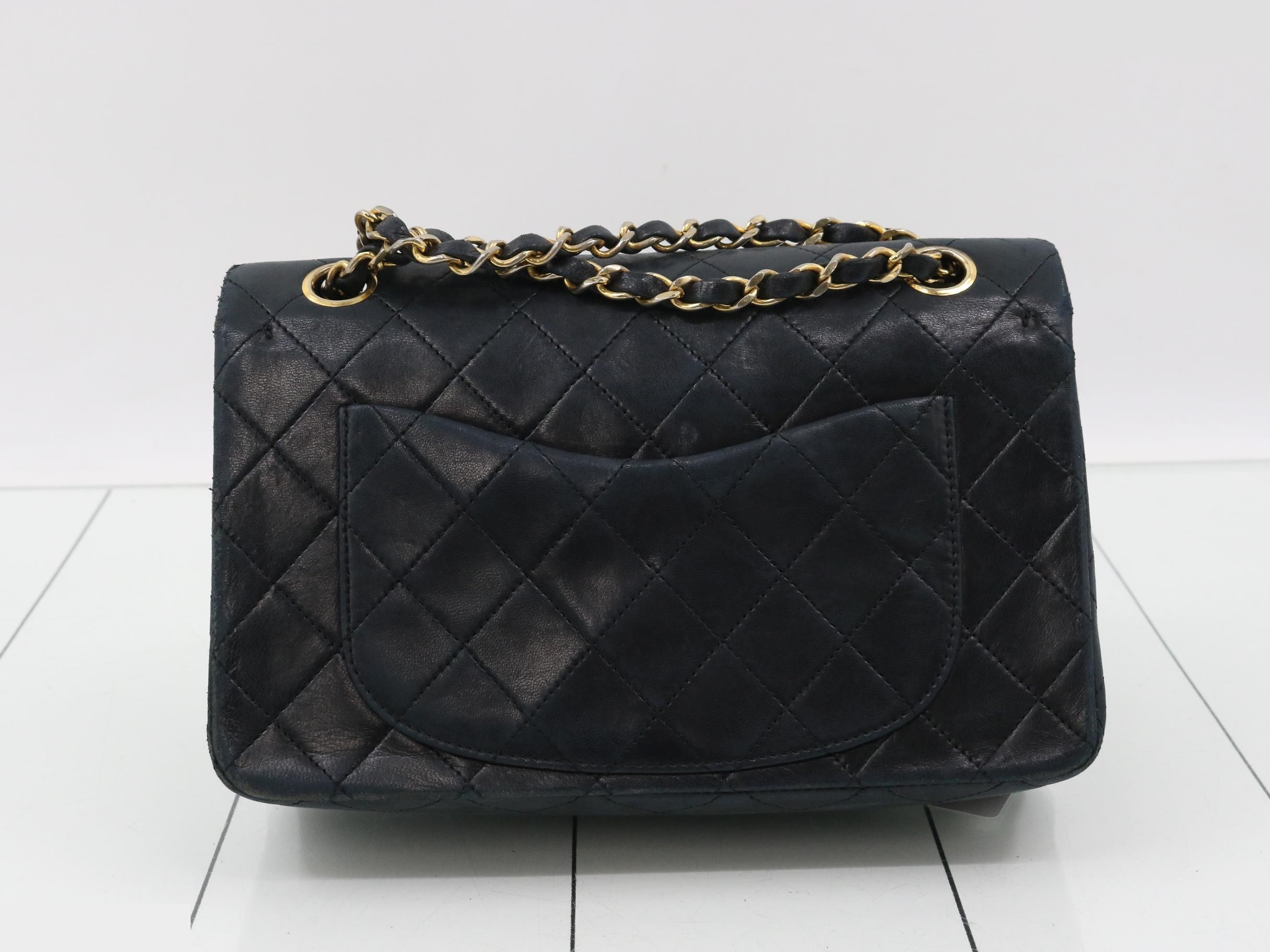 Turnlock Matelassé 23 Lambskin Double Flap — view 2