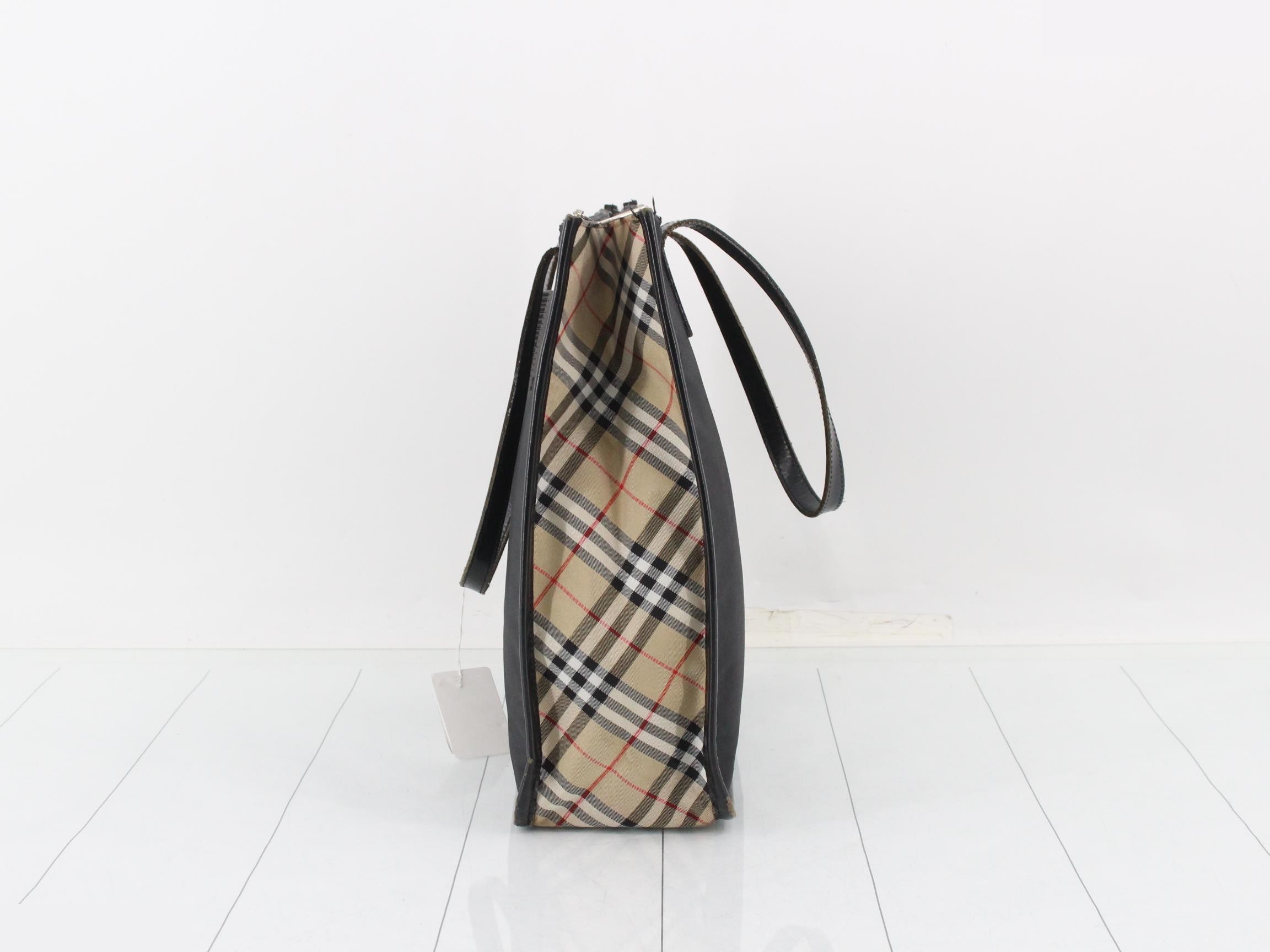 handbag — view 4