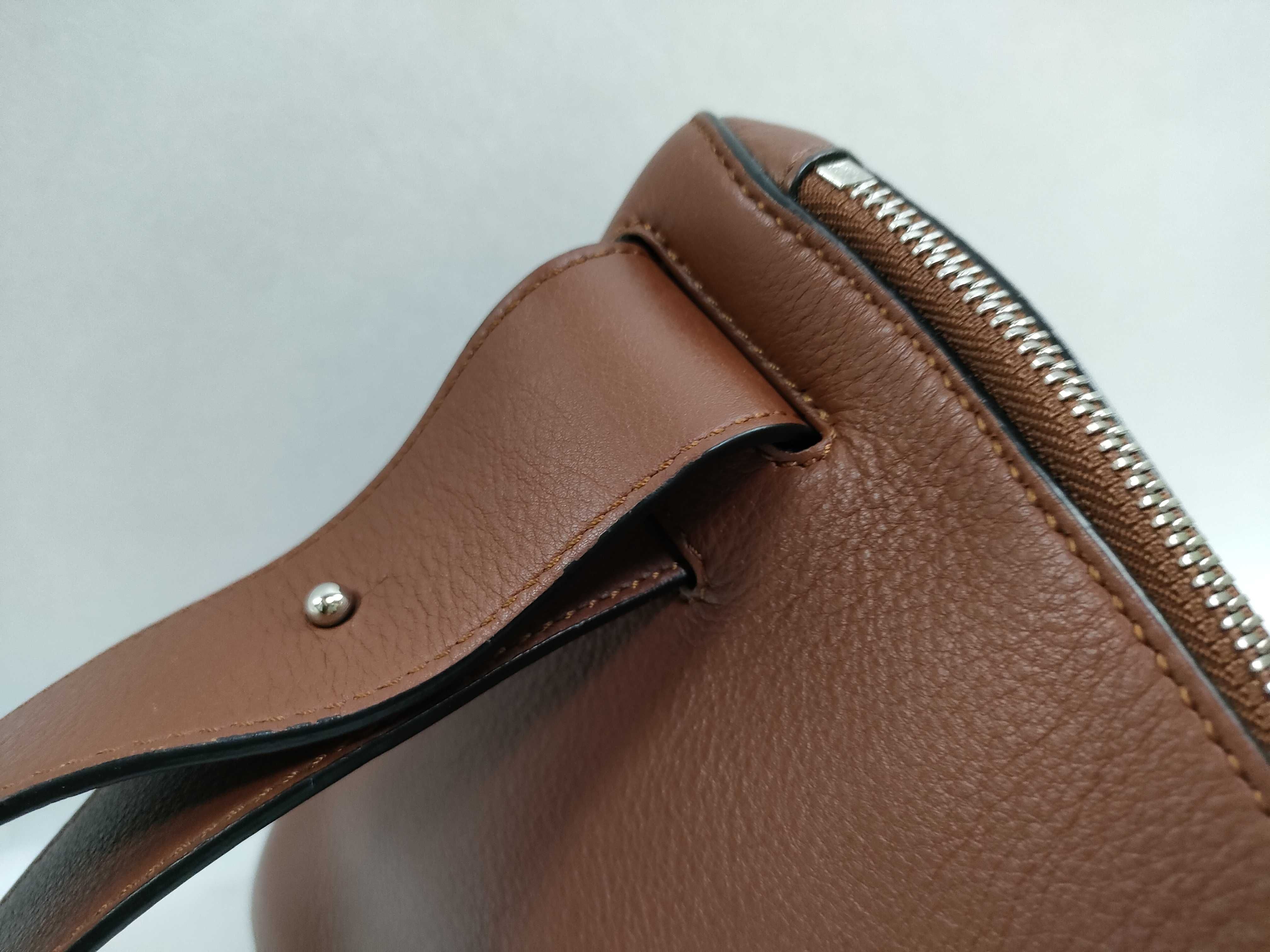 Anton Sling Leather Body Bag, Brown Shoulder Bag — view 5