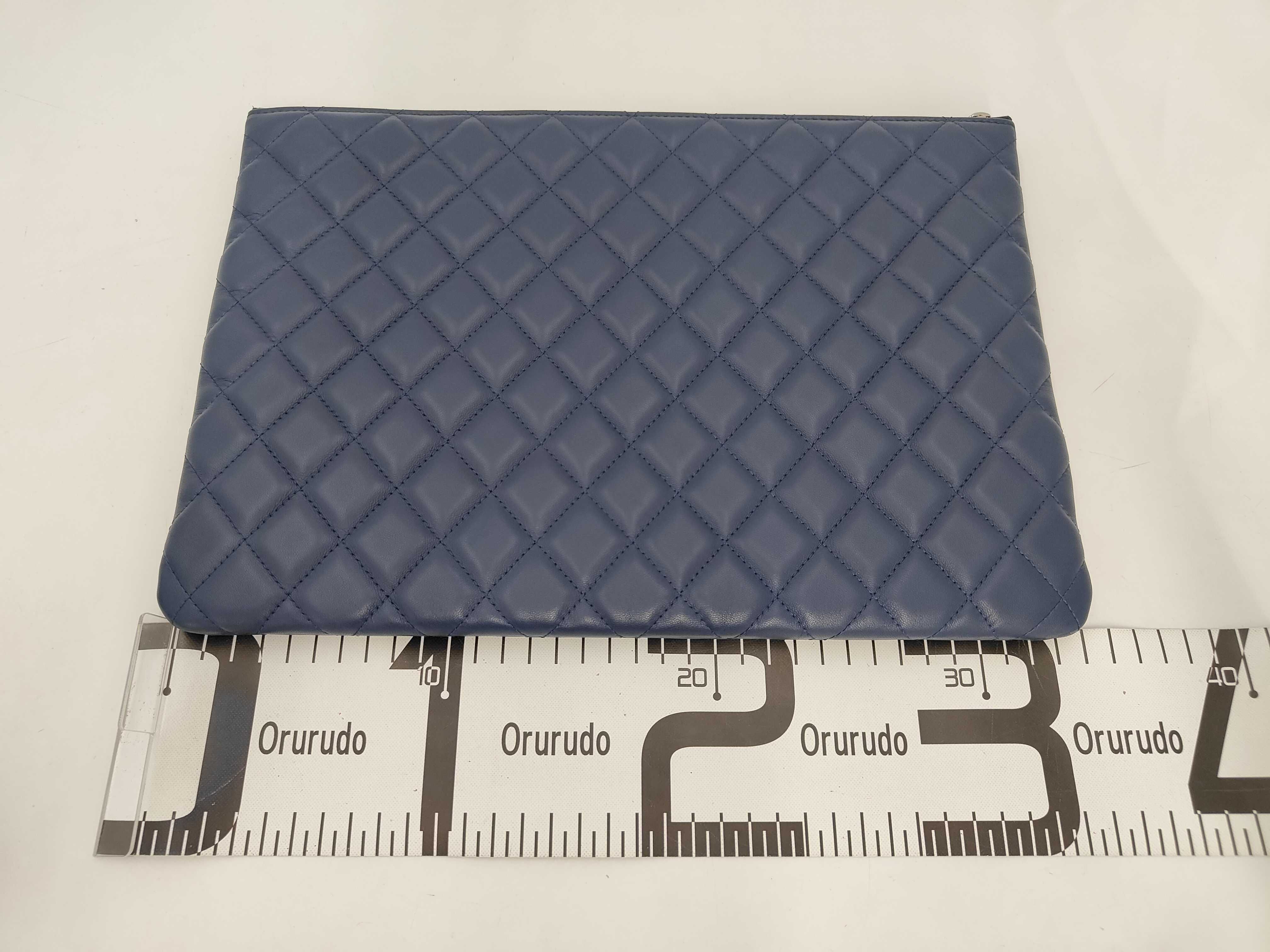 SLG LAMBSKIN CLUTCH NAVY SHW W/CARD NO.22 — view 2