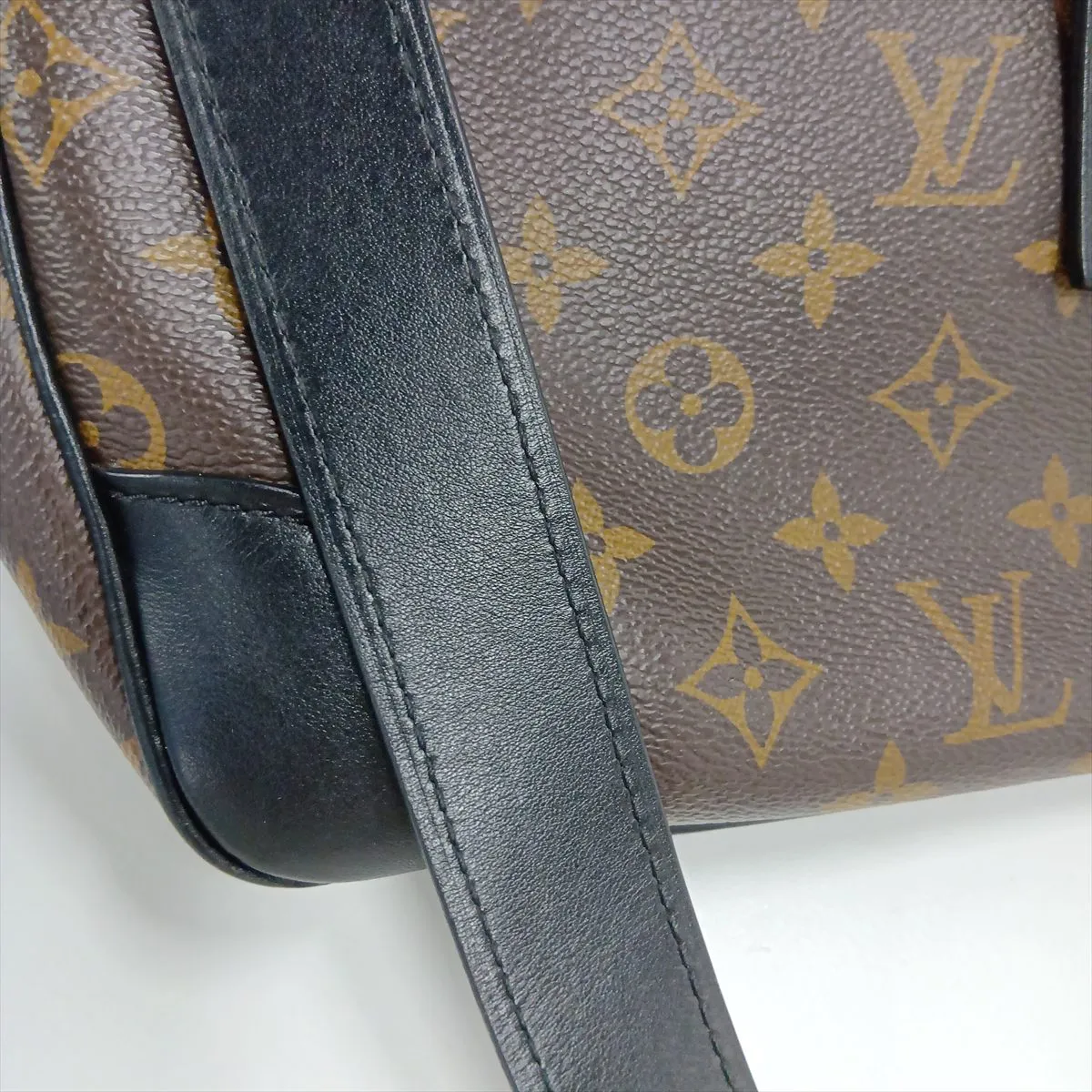 Monogram Odeon NMMM M45352, serial number unknown, brown. — view 14