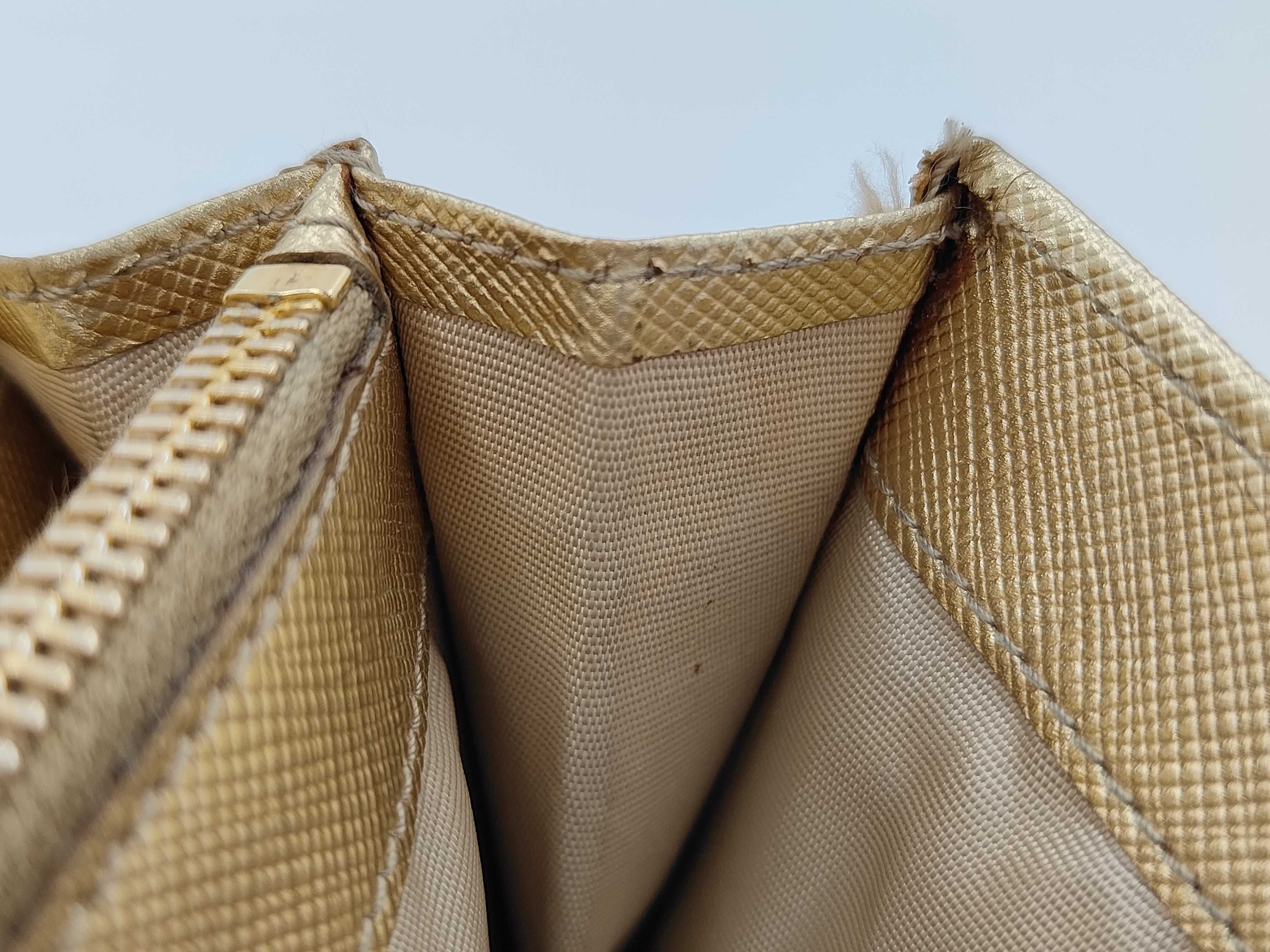 Saffiano Long Wallet Gold — view 14