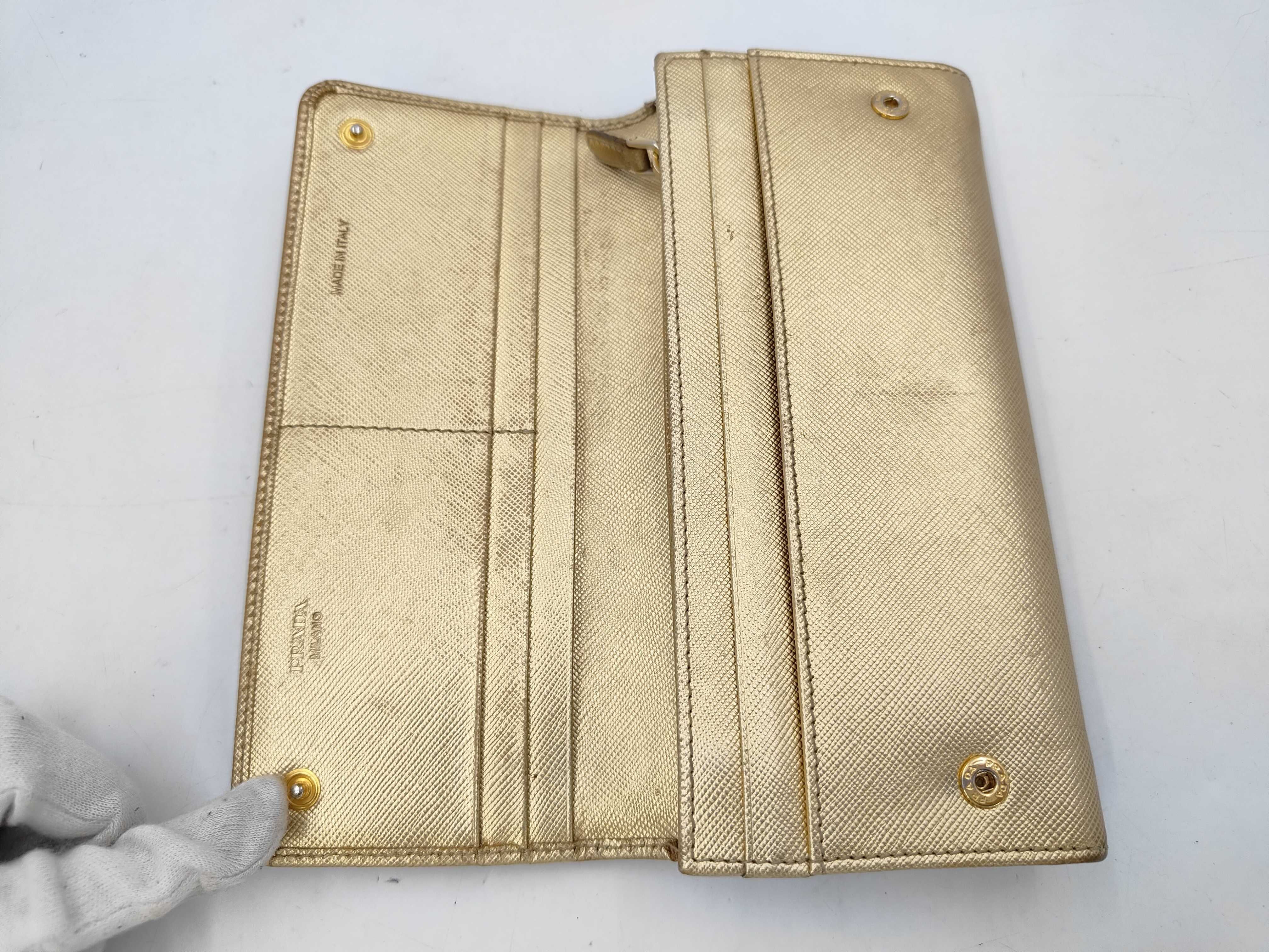 Saffiano Long Wallet Gold — view 8