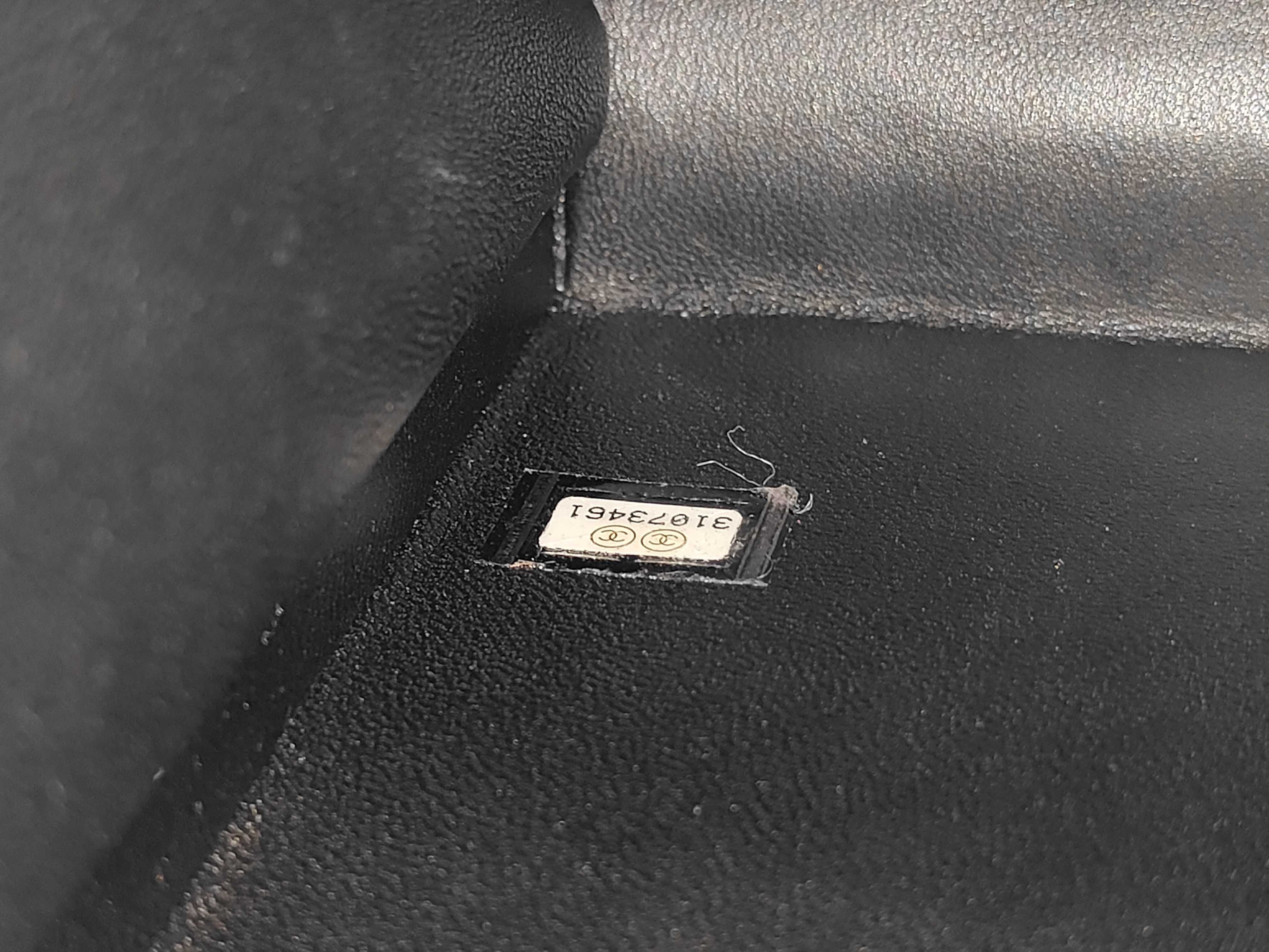 No. 5 Lambskin Chain Shoulder Bag Perfume Box Shoulder Bag — view 9