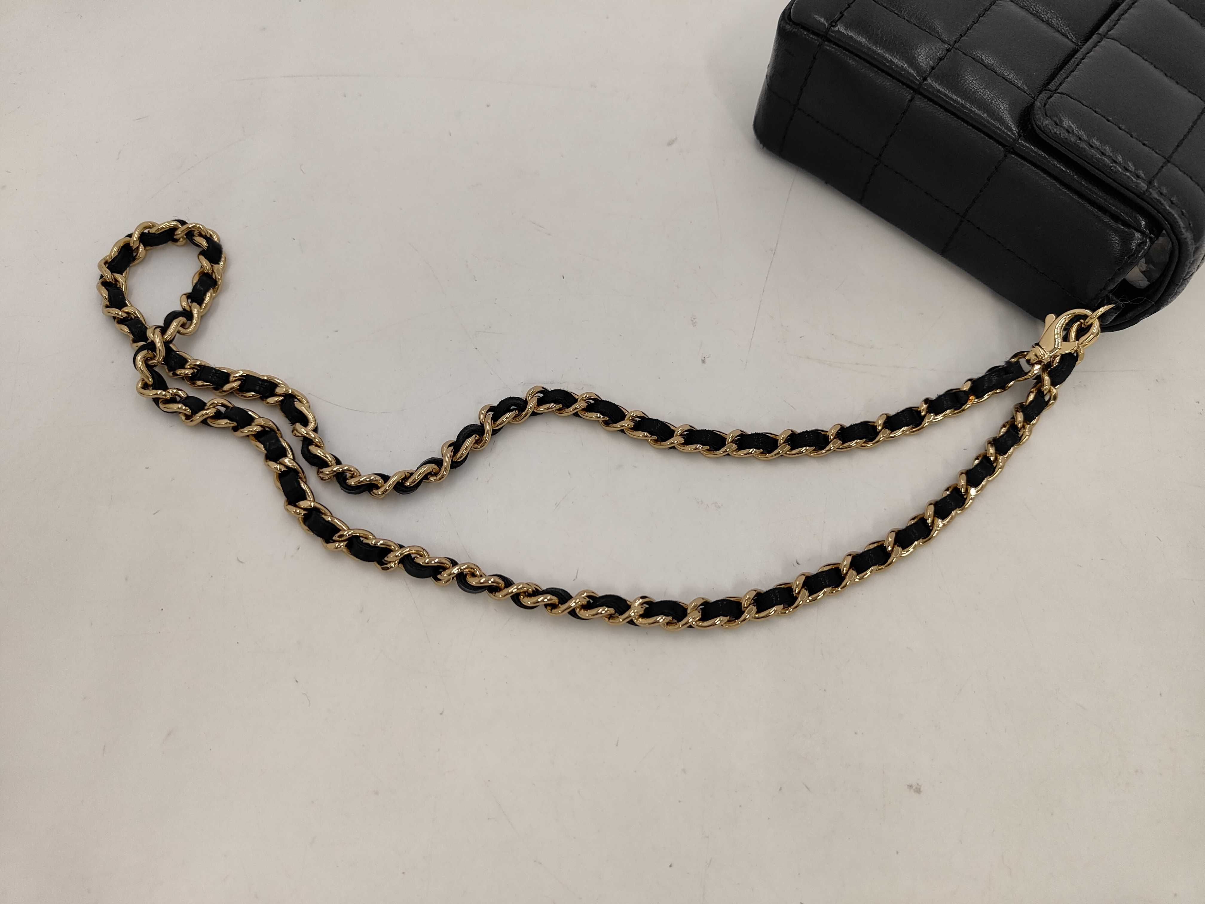 Chocolate Bar Lambskin Chain Shoulder Bag — view 3