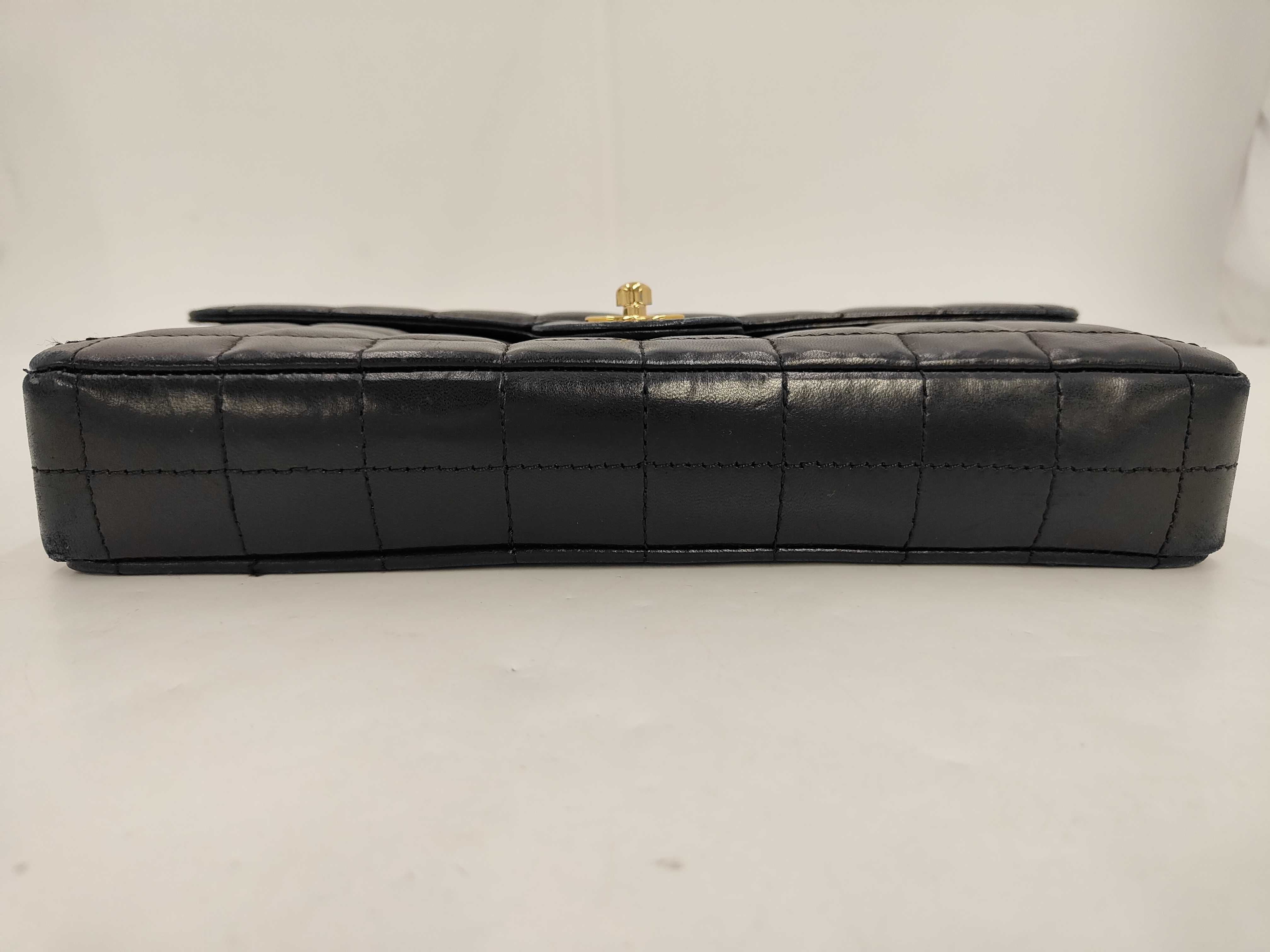 Chocolate Bar Lambskin Chain Shoulder Bag — view 5