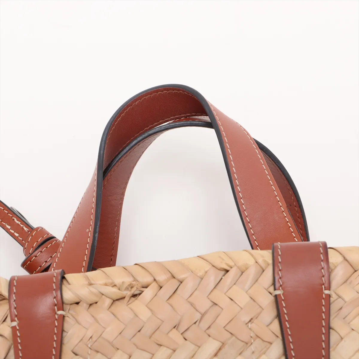 Triomphe Panier Raffia x Leather Basket Bag Beige x Brown — view 6