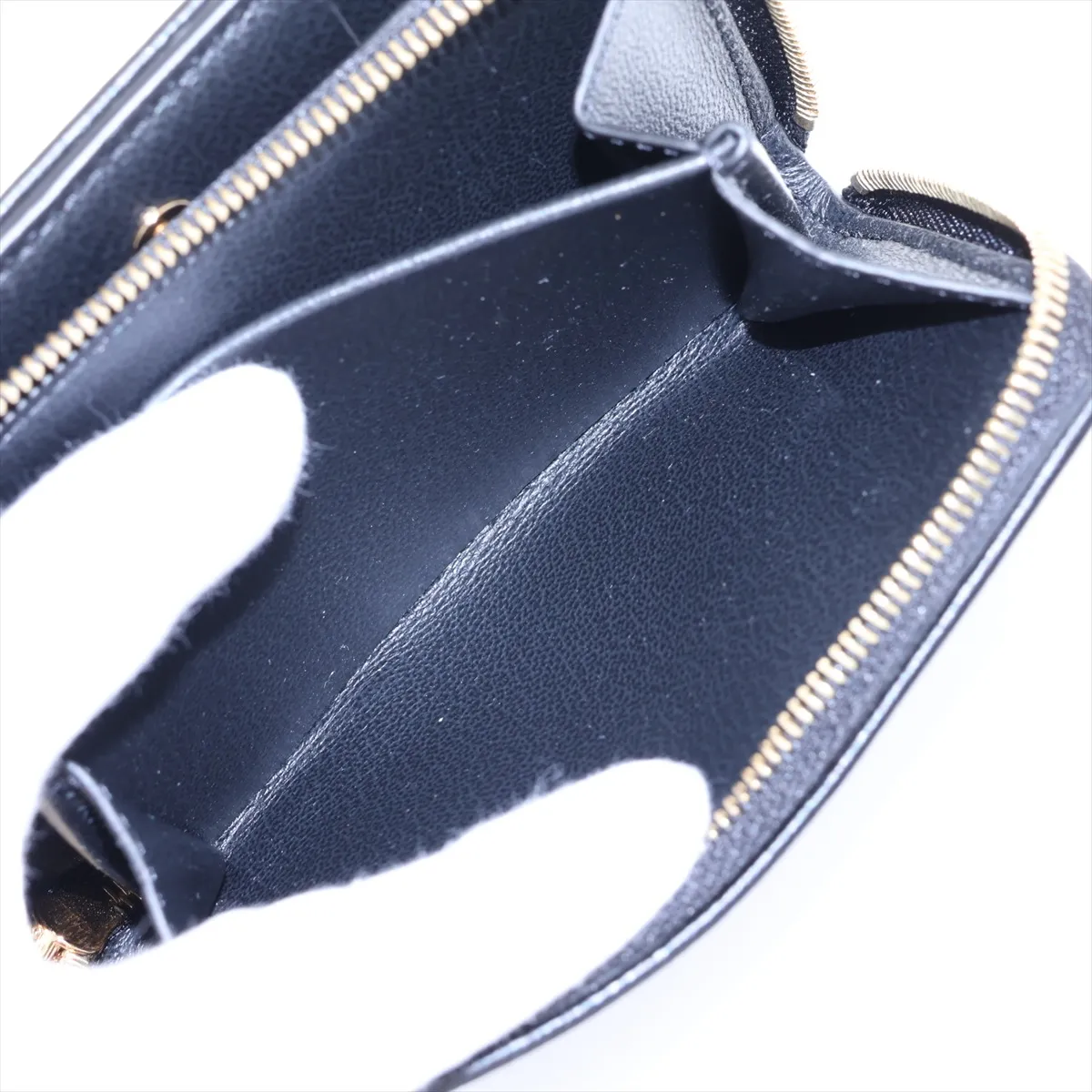 Monogram Embossed Portefeuille Lou M81599 Noir Compact Wallet (RFID Detector) — view 6