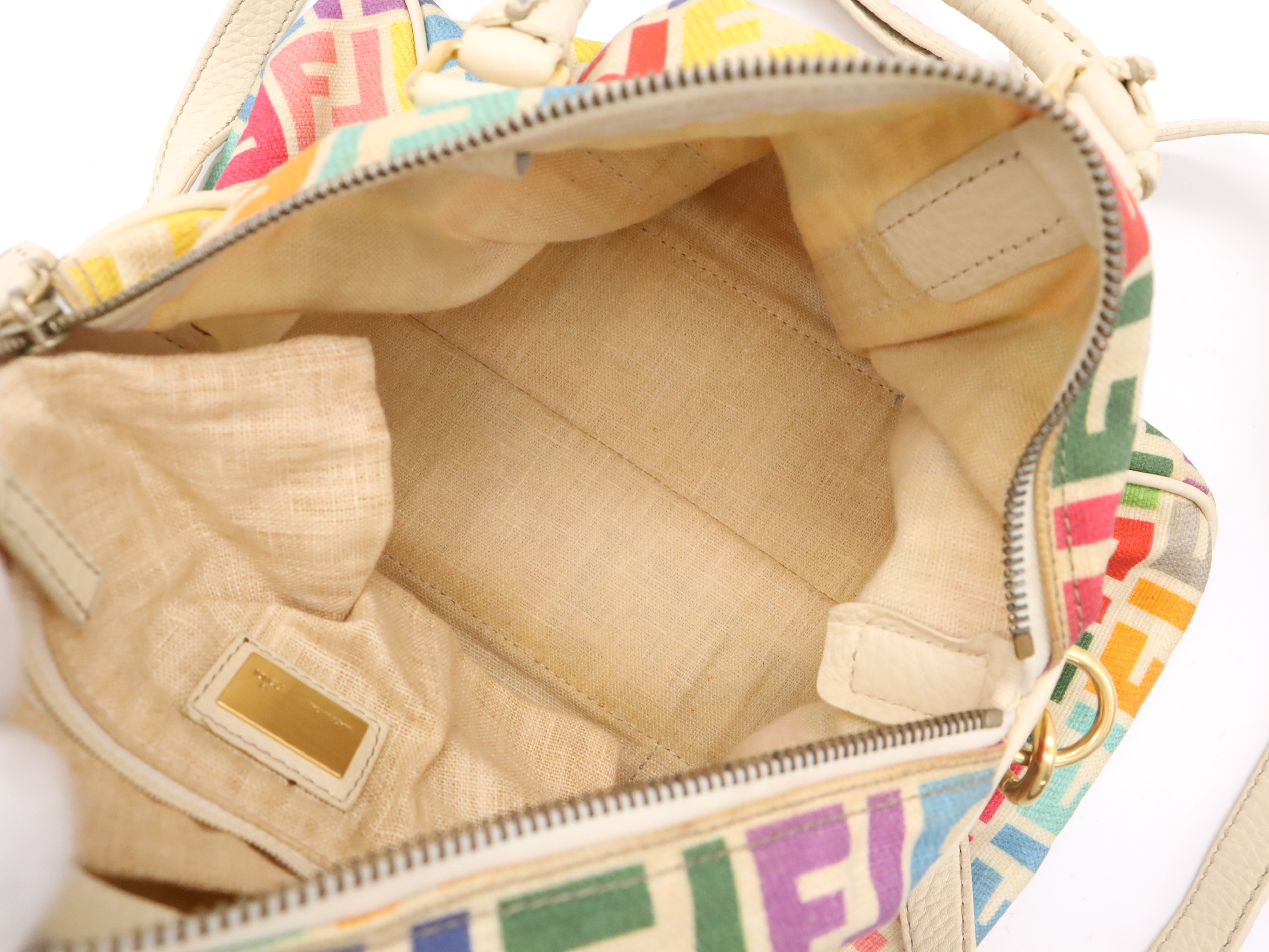 PVC Zucca 2-way handbag in beige and multicolor, with shoulder strap and dust bag. — view 12