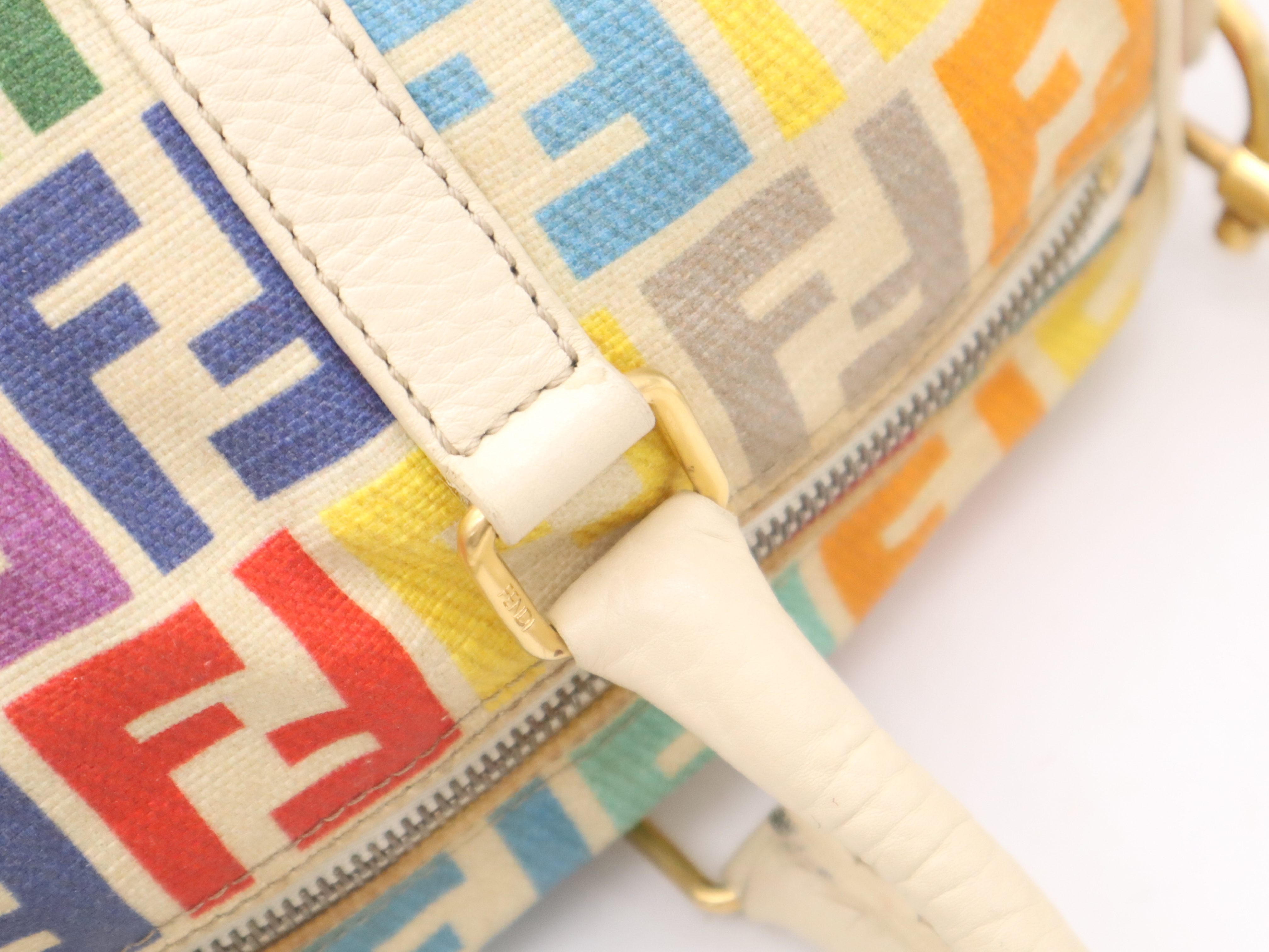 PVC Zucca 2-way handbag in beige and multicolor, with shoulder strap and dust bag. — view 8