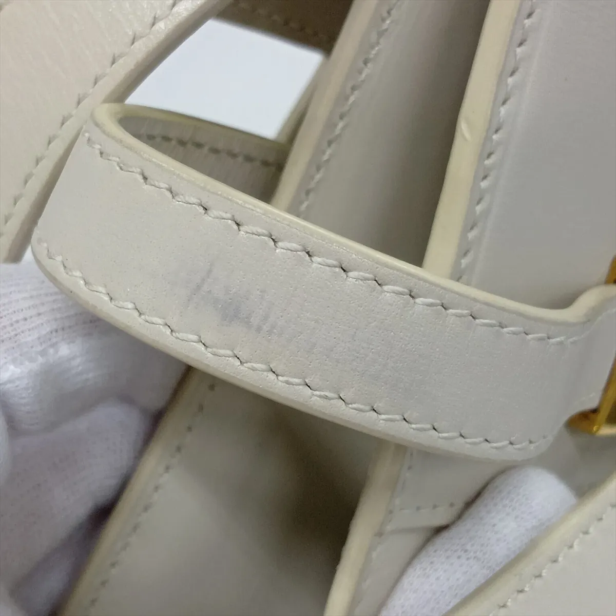 Manhattan Leather Shoulder Bag, White, 579271 — view 15