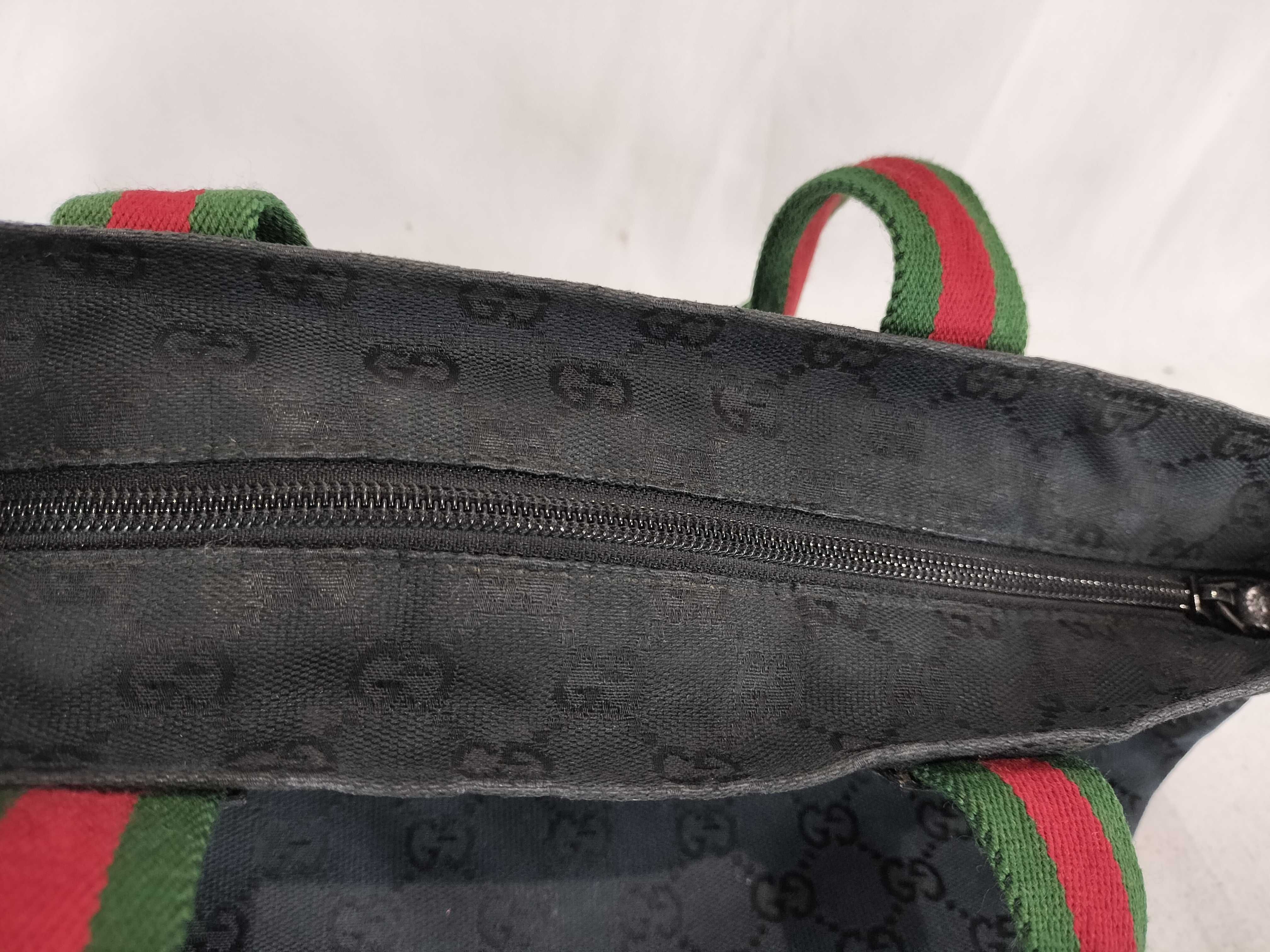 GG Canvas Gucci Boat-Shaped Tote GG Canvas/Sherry Line/Black Handbag — view 13