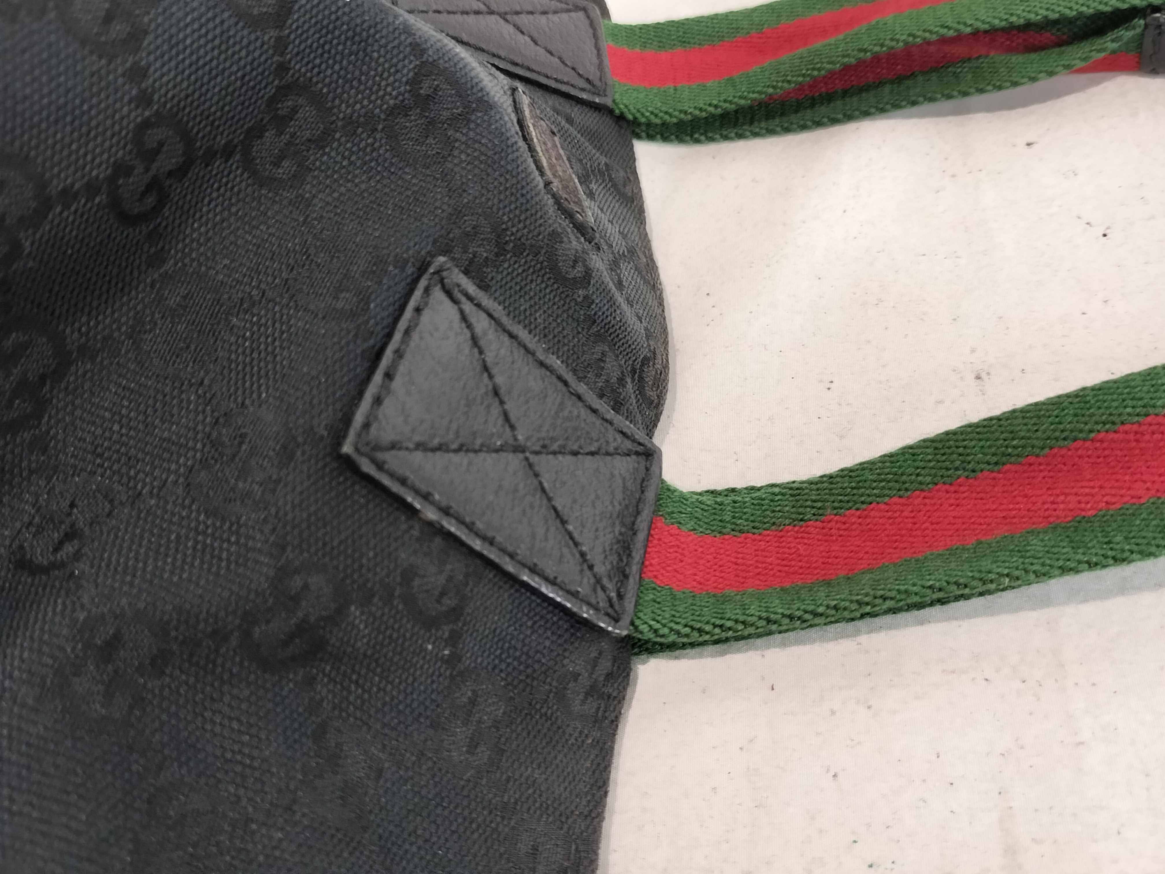 GG Canvas Gucci Boat-Shaped Tote GG Canvas/Sherry Line/Black Handbag — view 6